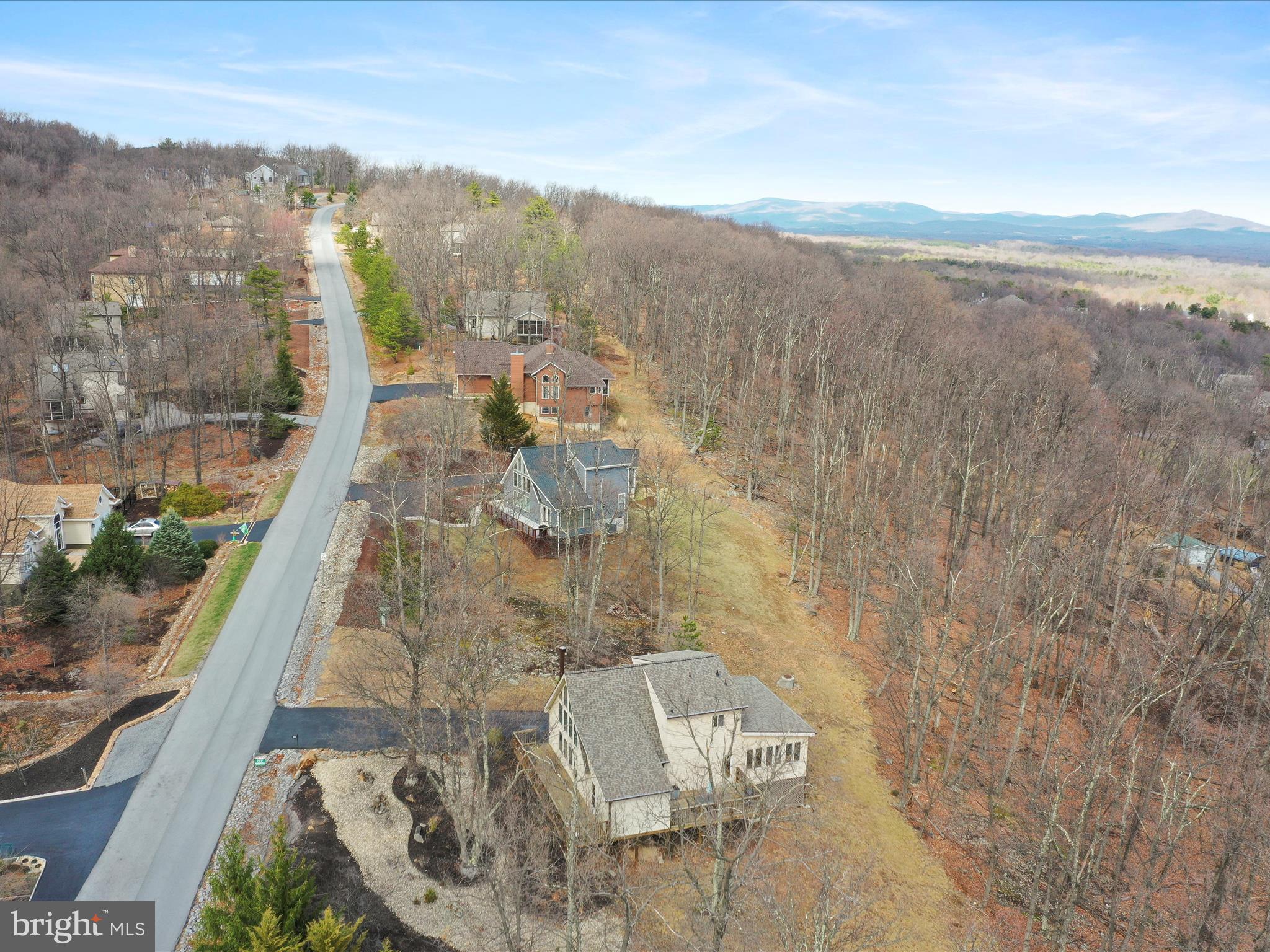 THE WOODS - Residential