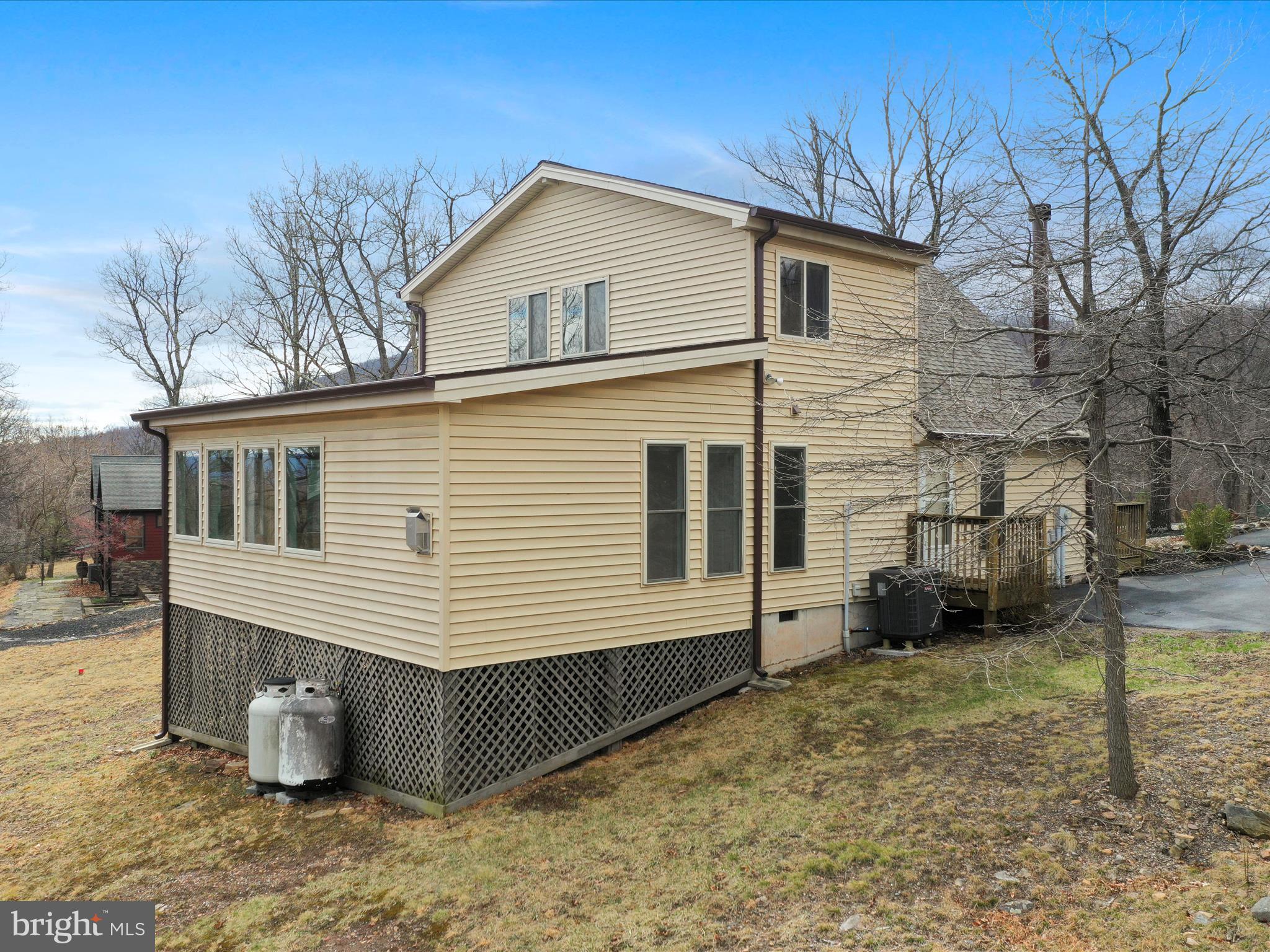 THE WOODS - Residential