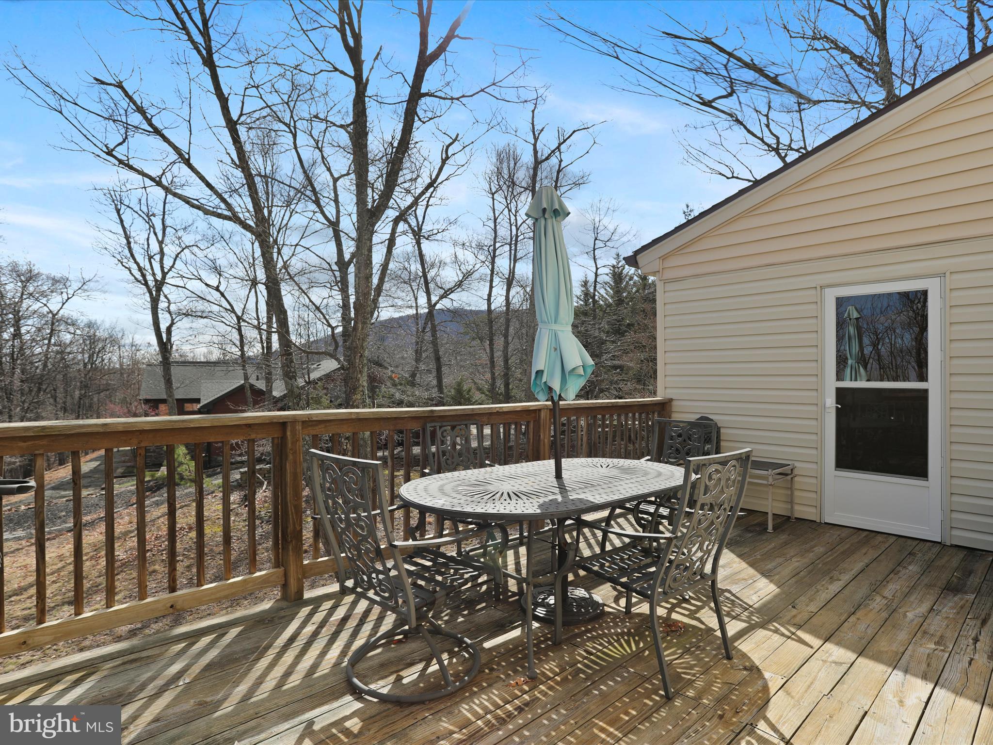 THE WOODS - Residential