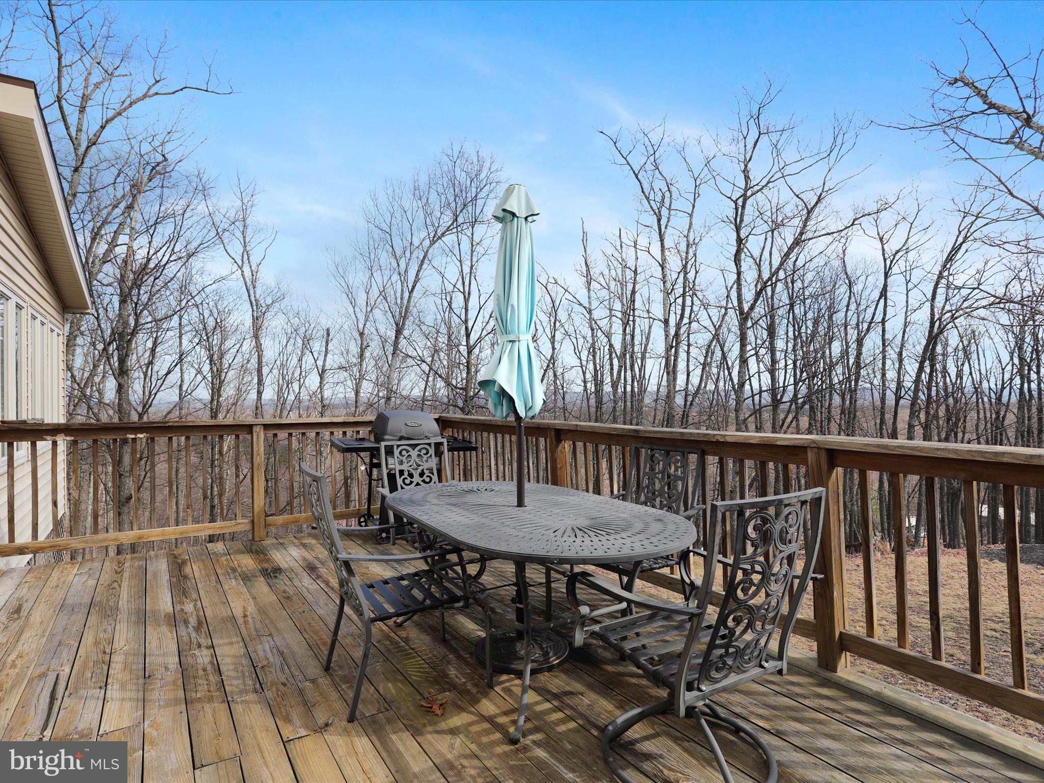 THE WOODS - Residential