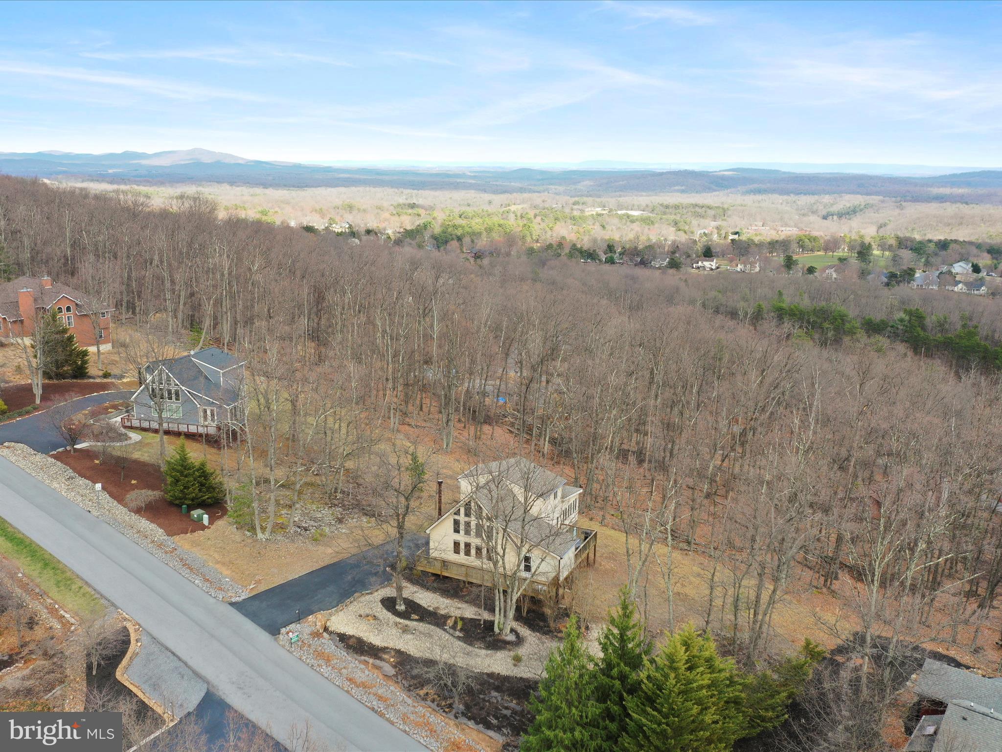 THE WOODS - Residential