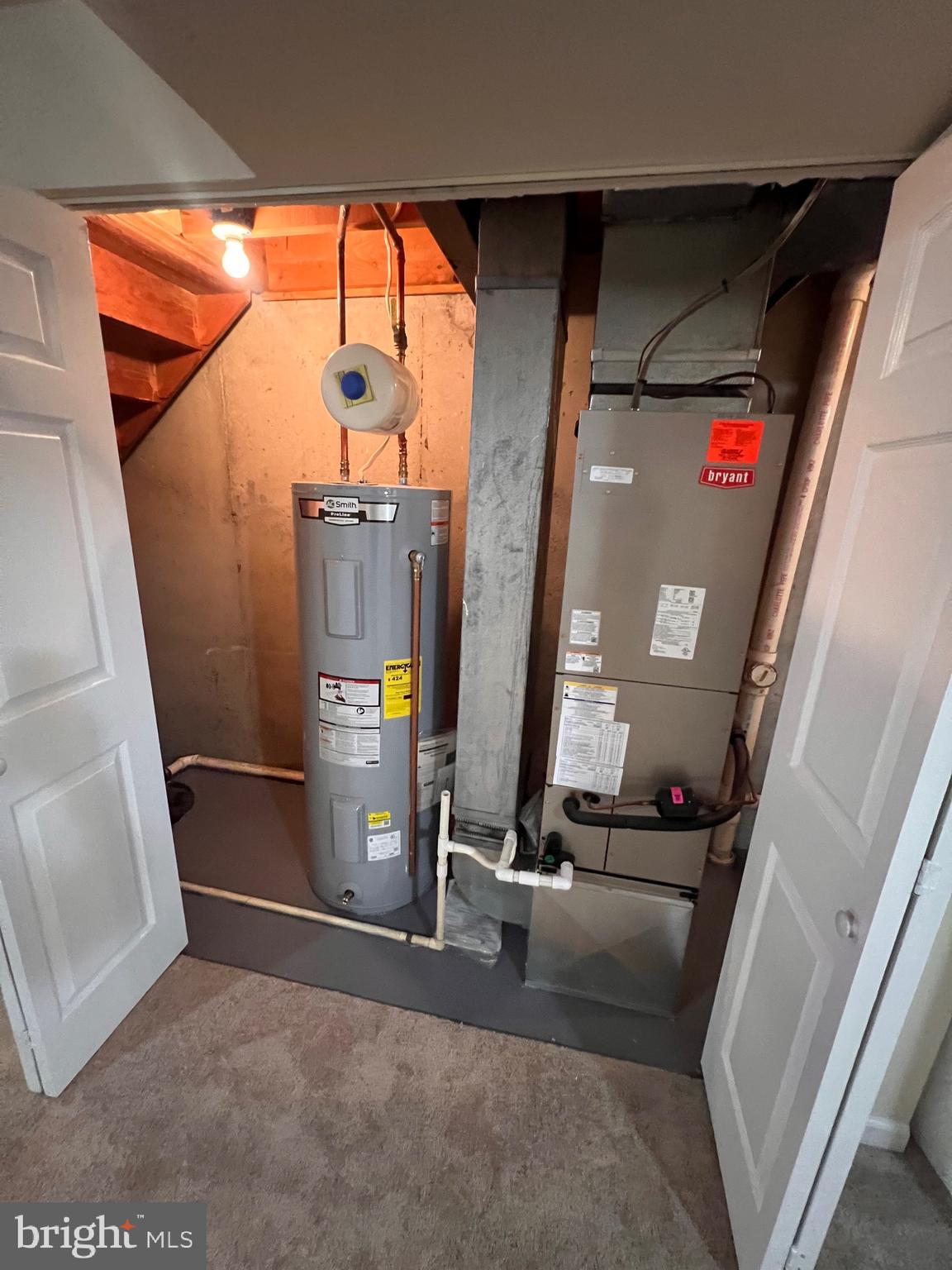 LONGMEAD - Residential Lease