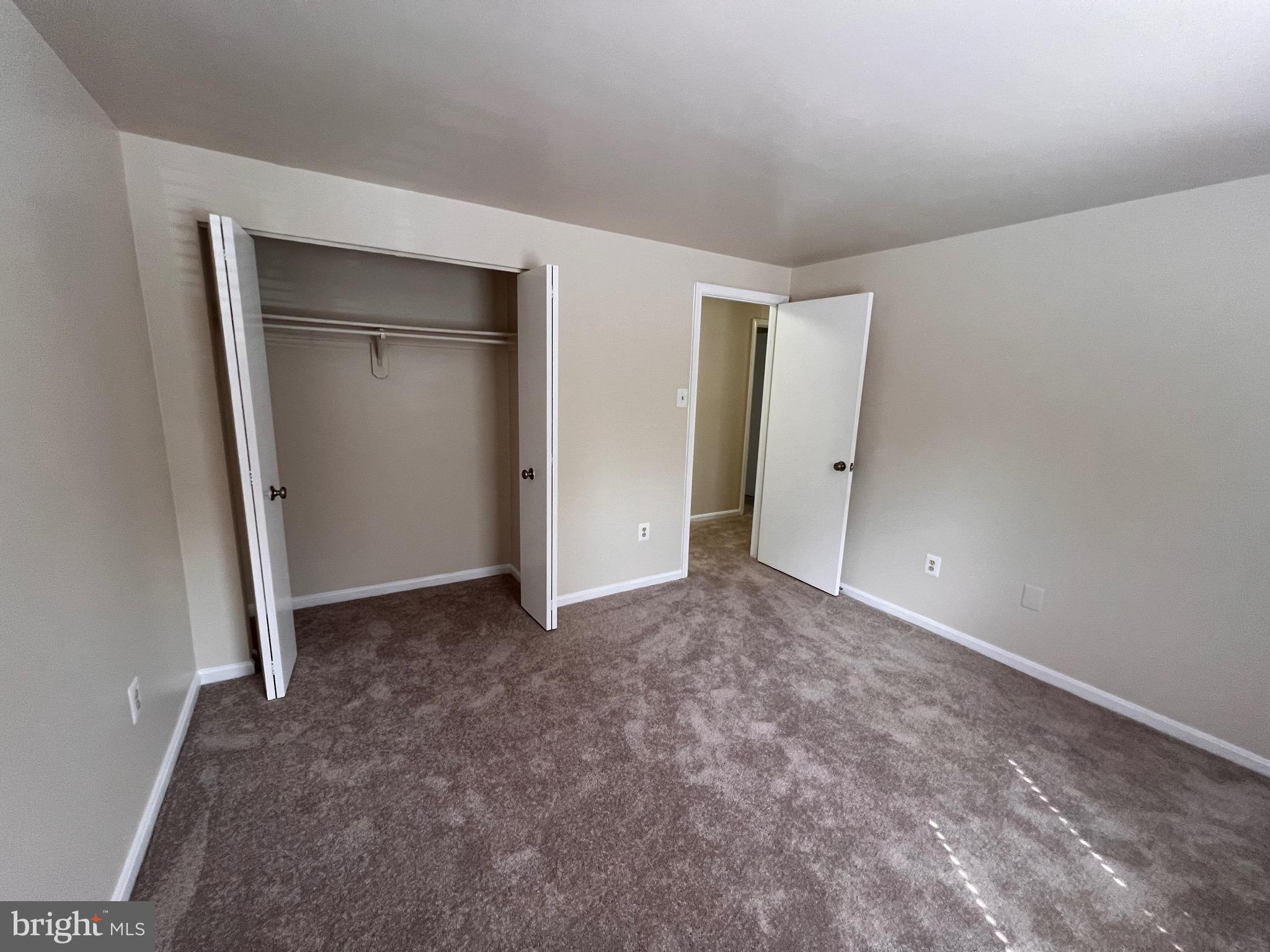 LONGMEAD - Residential Lease