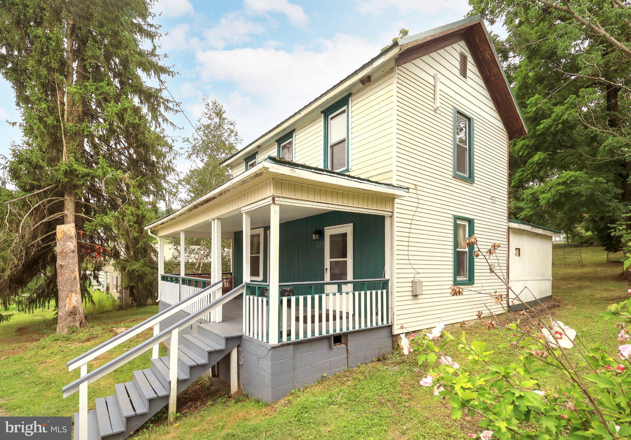 105 W NECTARINE STREET