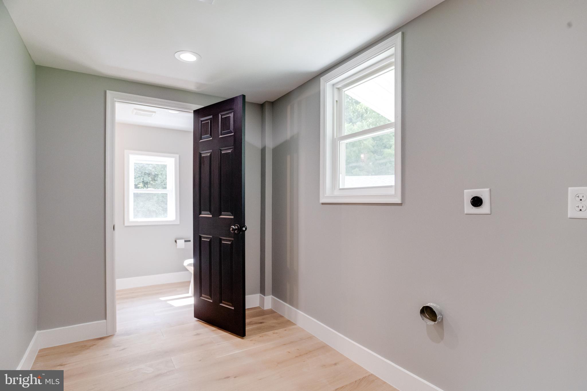 REISTERSTOWN - Residential