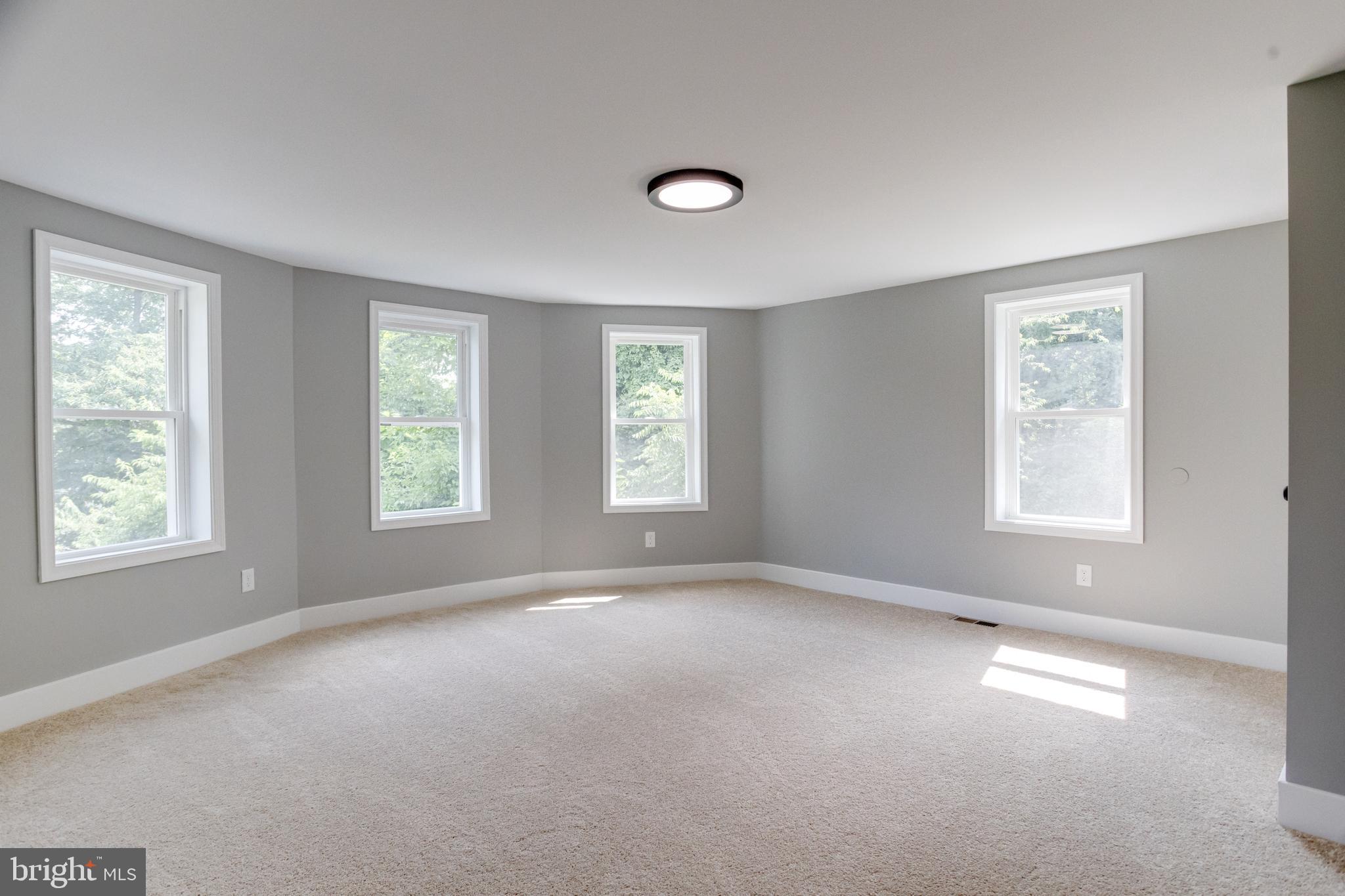 REISTERSTOWN - Residential