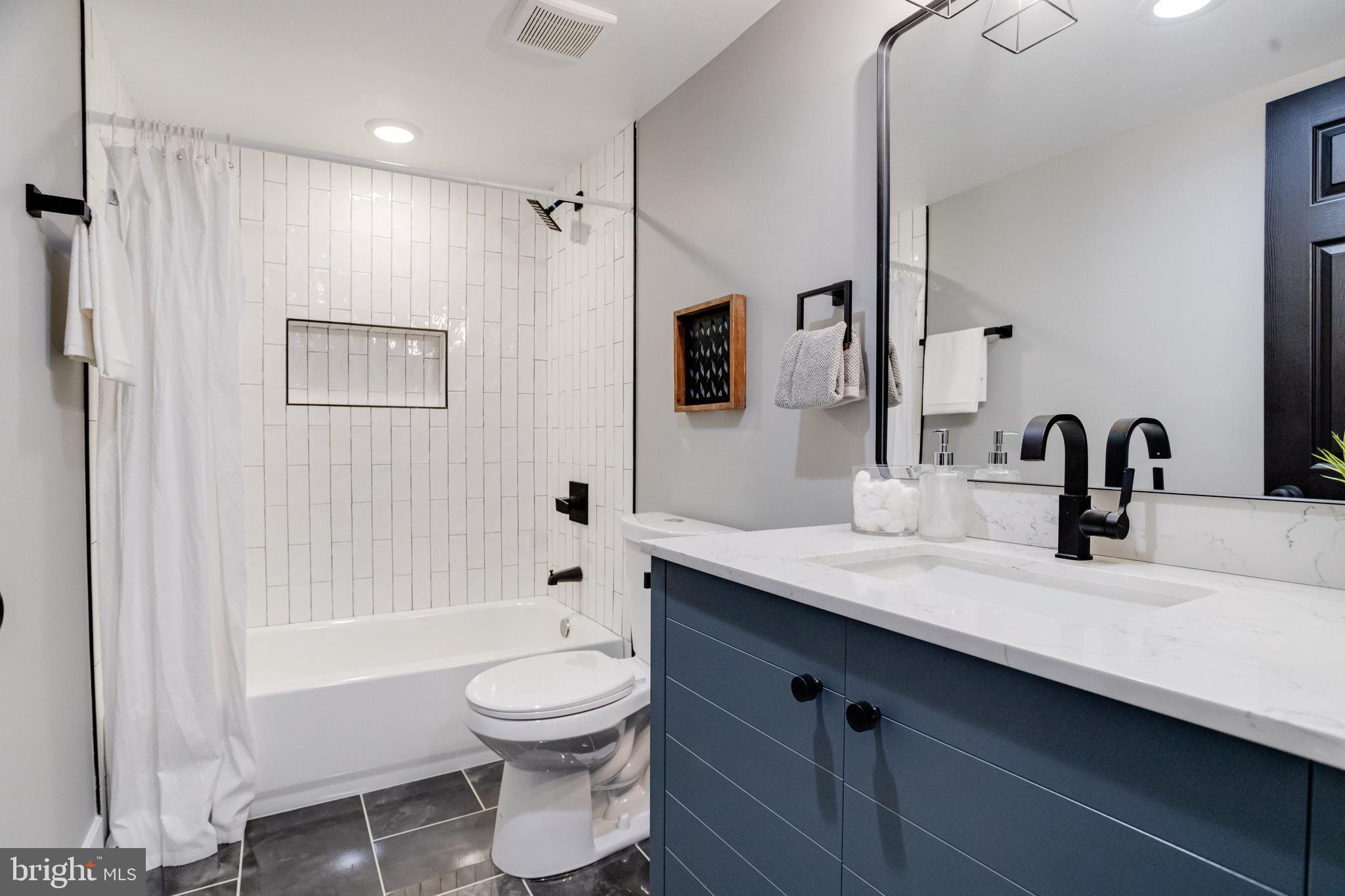 REISTERSTOWN - Residential