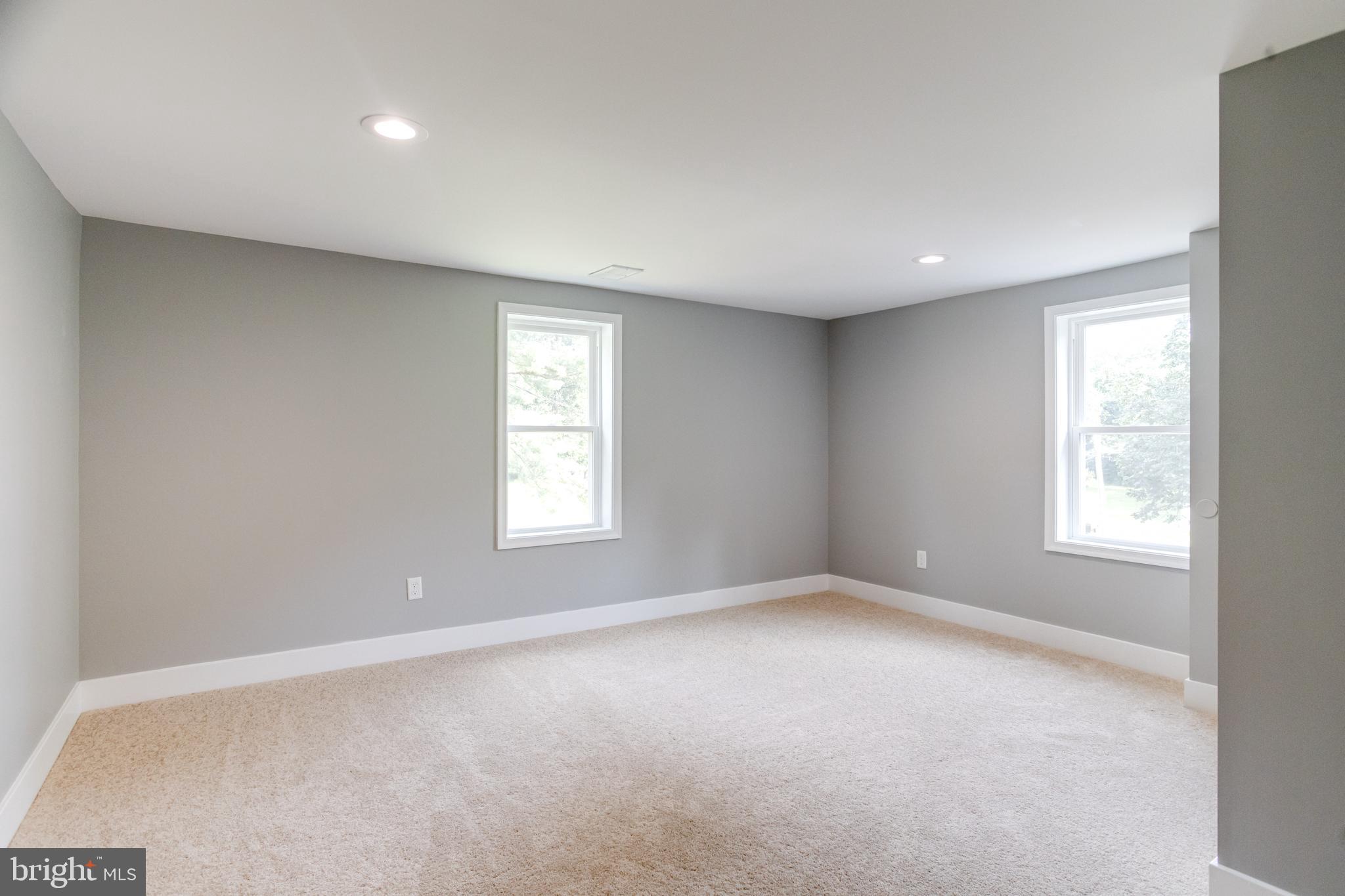 REISTERSTOWN - Residential