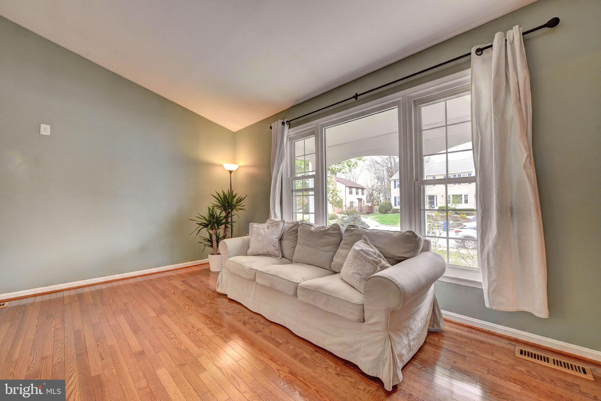 ROLLING FOREST - Residential Lease