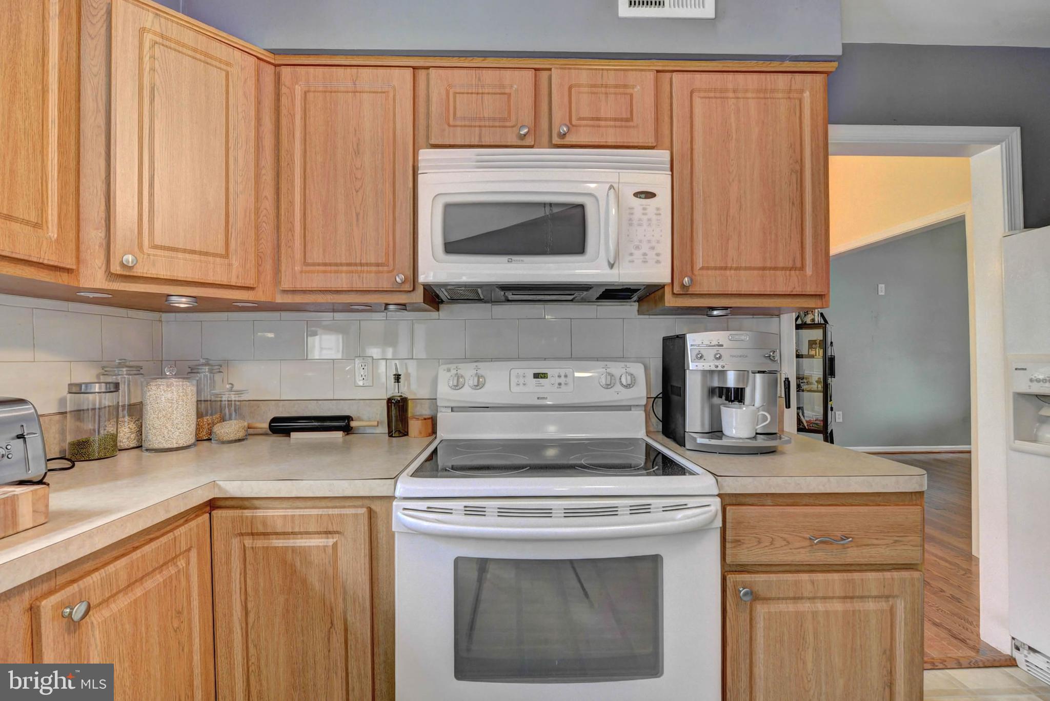 ROLLING FOREST - Residential Lease