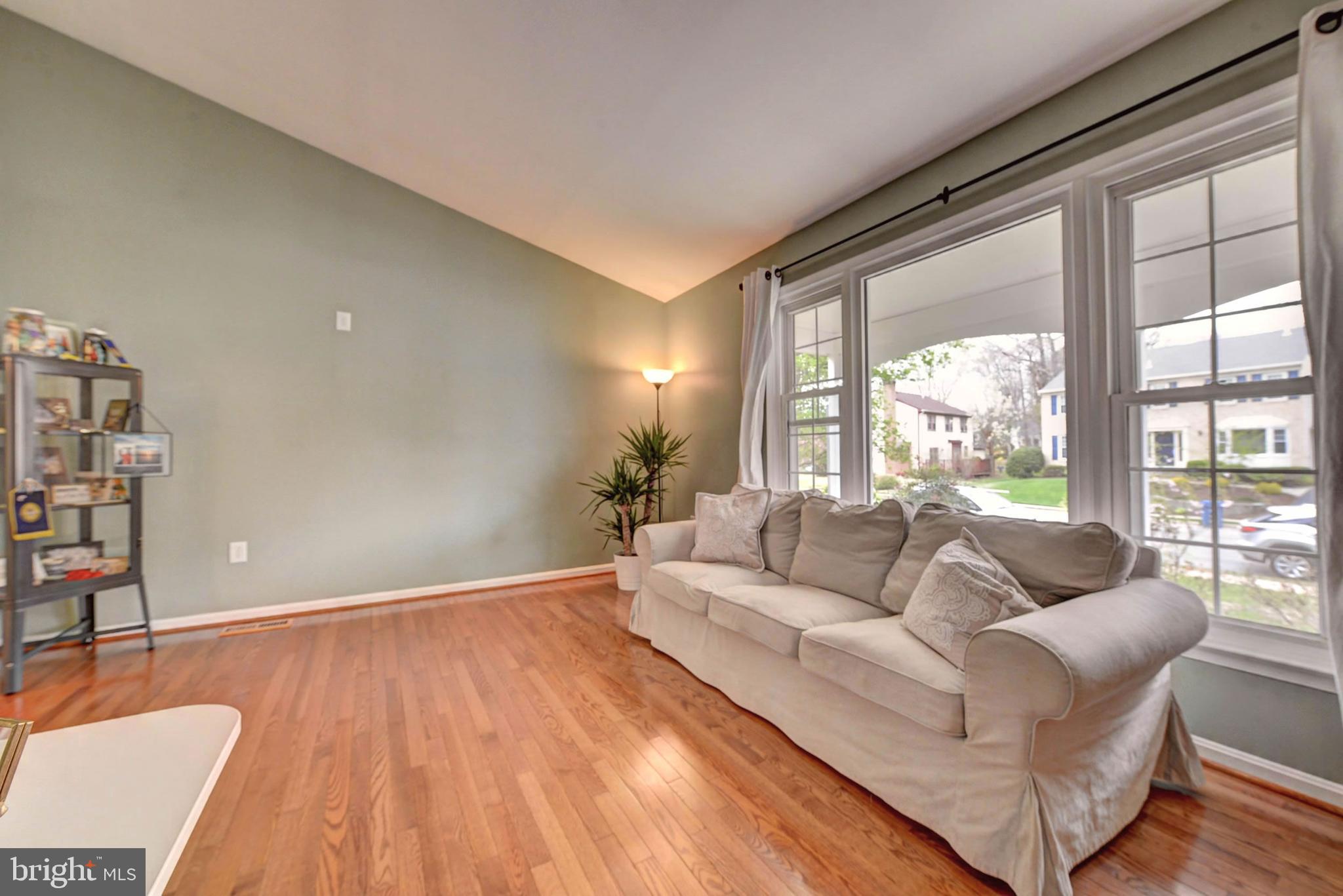 ROLLING FOREST - Residential Lease