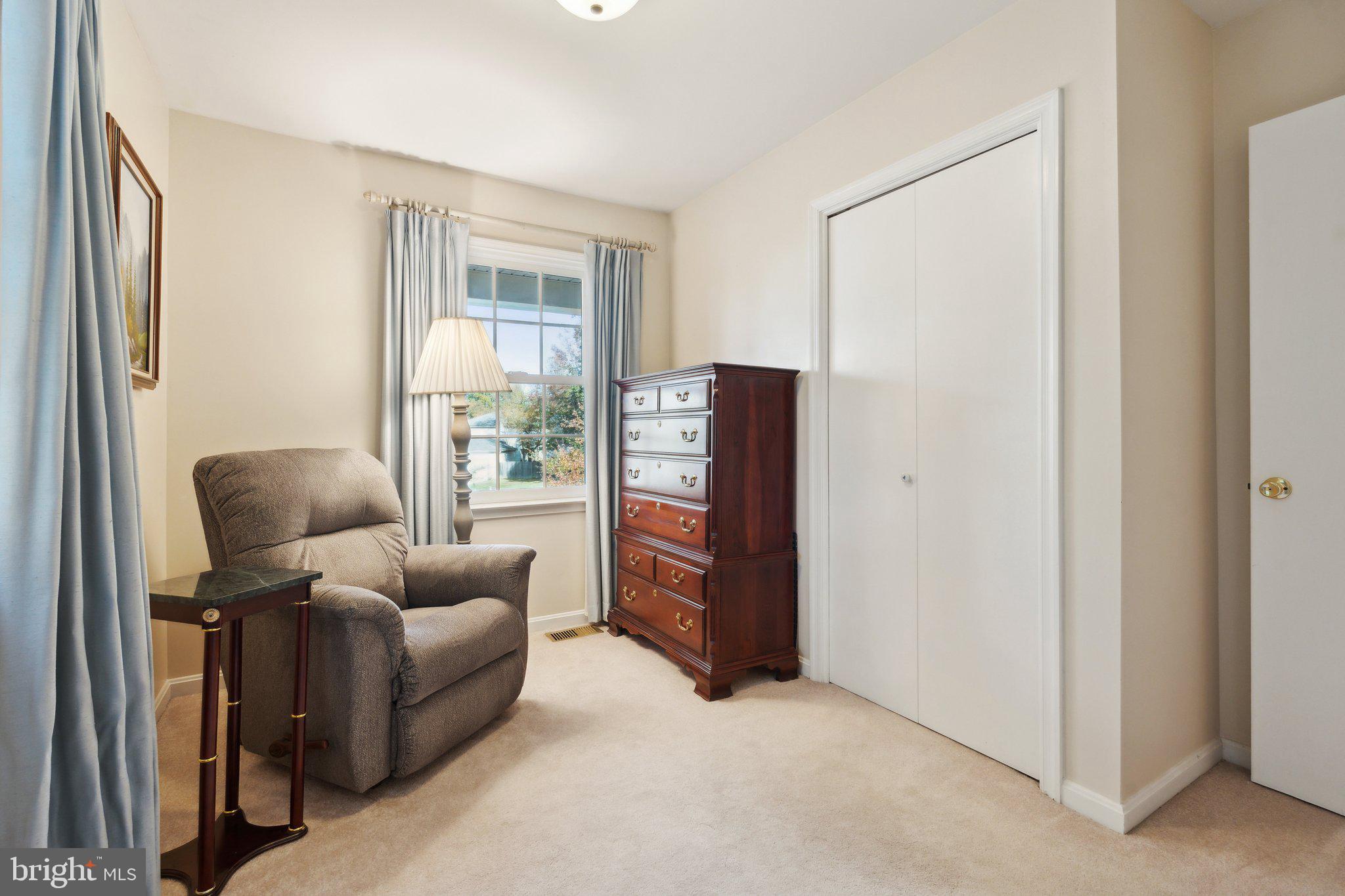 TANTALLON HILLS - Residential