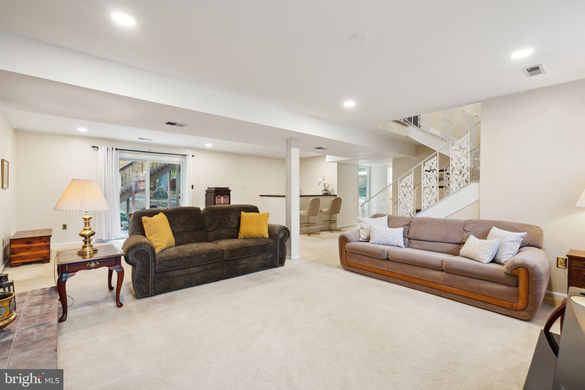 TANTALLON HILLS - Residential