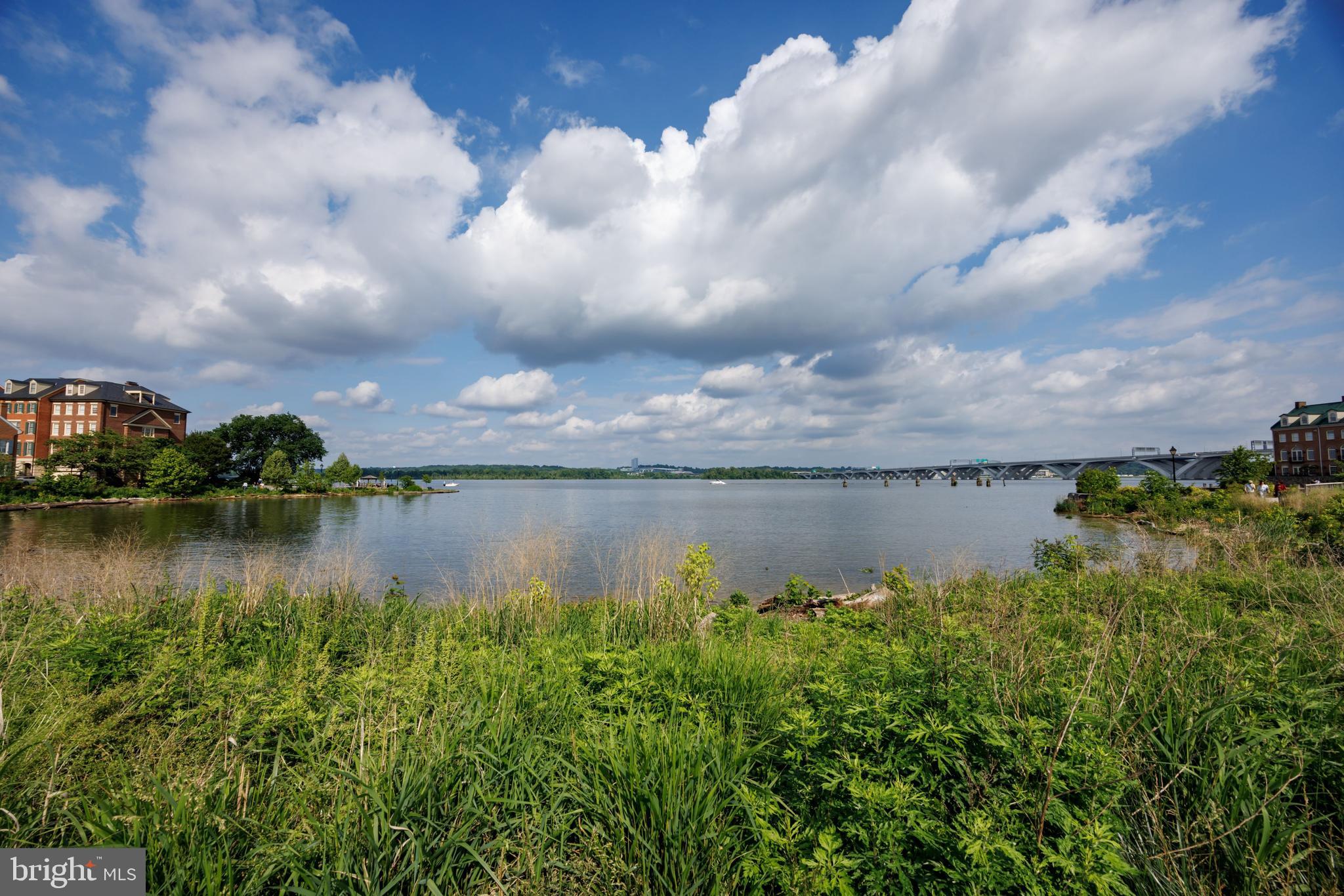 TANTALLON HILLS - Residential