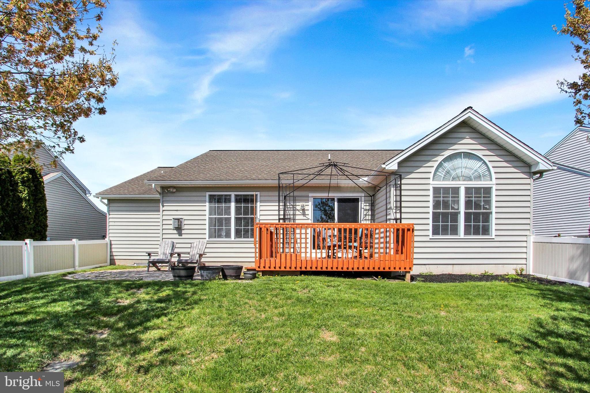 ADMIRE SPRINGS - Residential