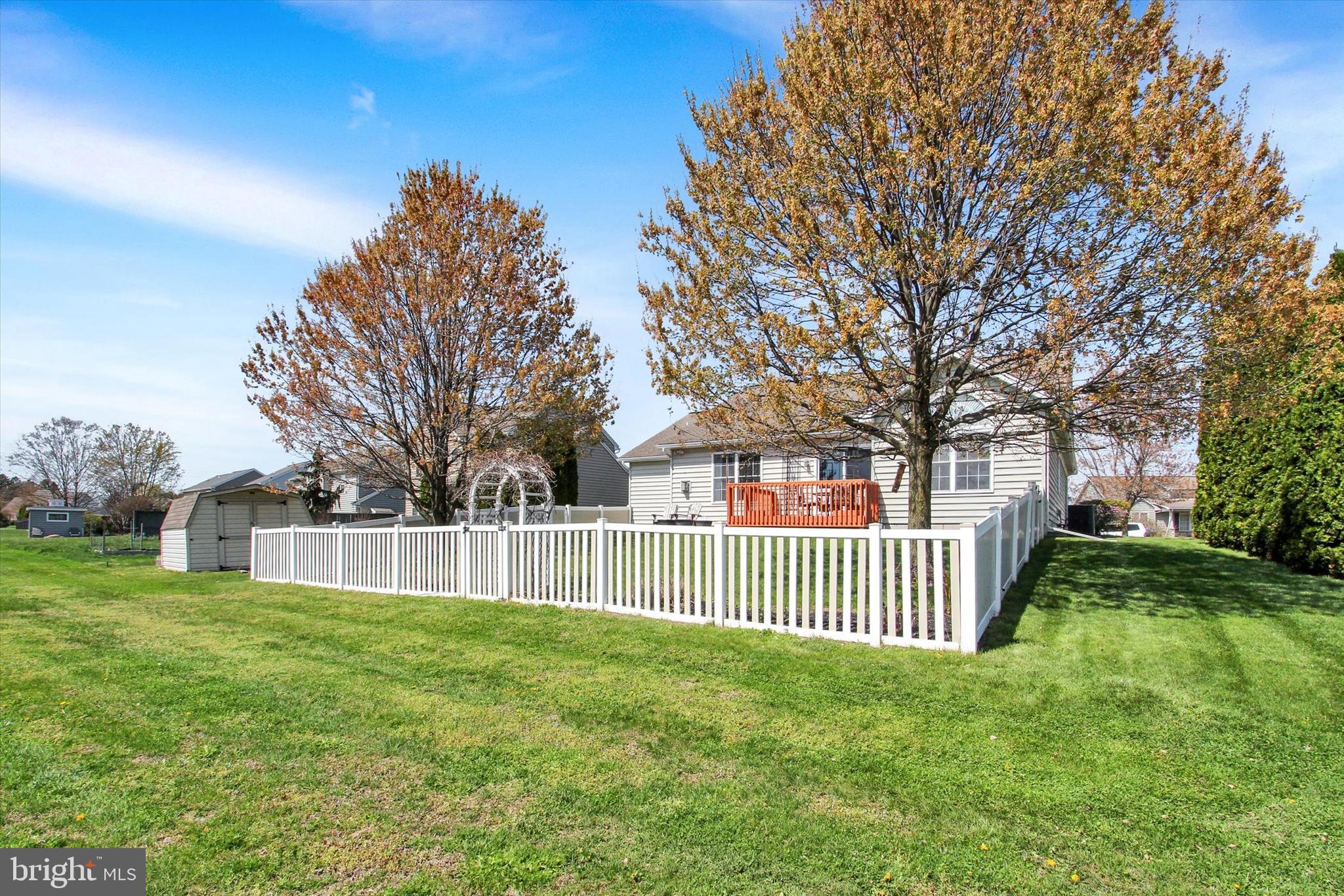 ADMIRE SPRINGS - Residential