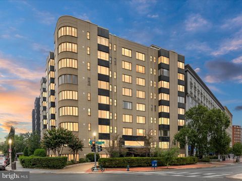 1 SCOTT CIRCLE NW 3 WASHINGTON DC 20036