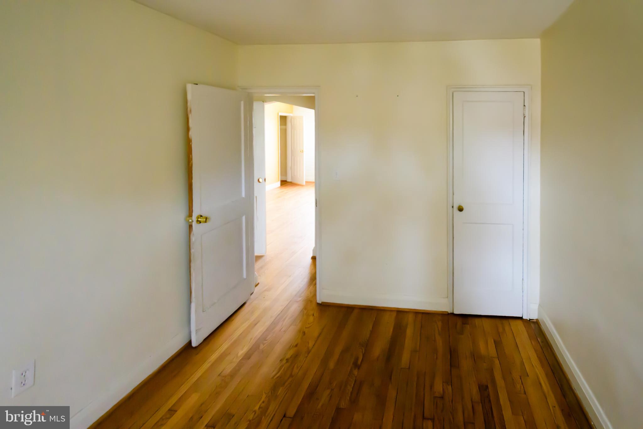 ARLINGTON - Residential