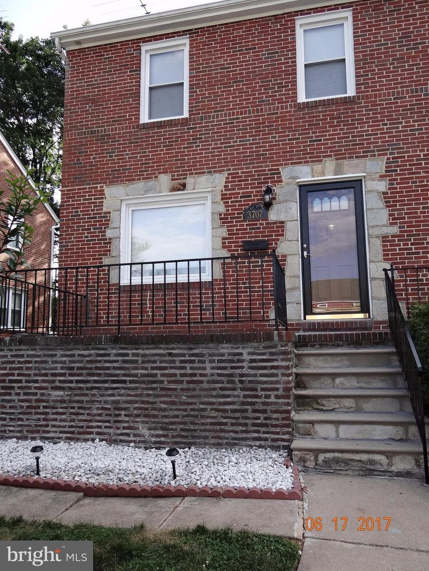 This 3 Level, 3 Bedroom, 1.5 Bath is ready for YOU! This home has the Original Custom Hardwood Throughout, a Front Porch & plenty of Yard space for your Summertime BBQ! Recent updates to this home include an updated Bathroom 2017, Dec 2016 install of a Brand New HVAC system and AC Compressor and a fresh Coat of Paint! This home has OFF street Parking for up to 4+ Vehicles!****VOUCHERS ACCEPTED