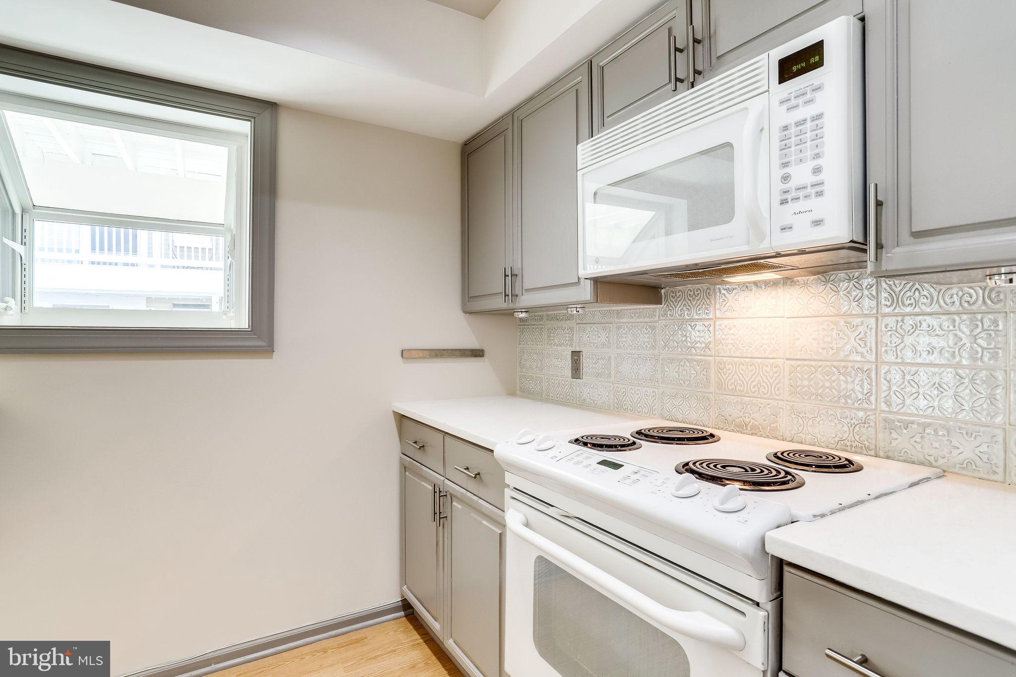 HEATHERLEA - Residential Lease