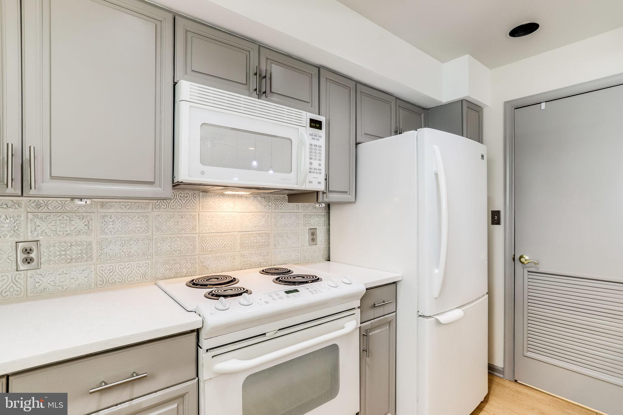 HEATHERLEA - Residential Lease