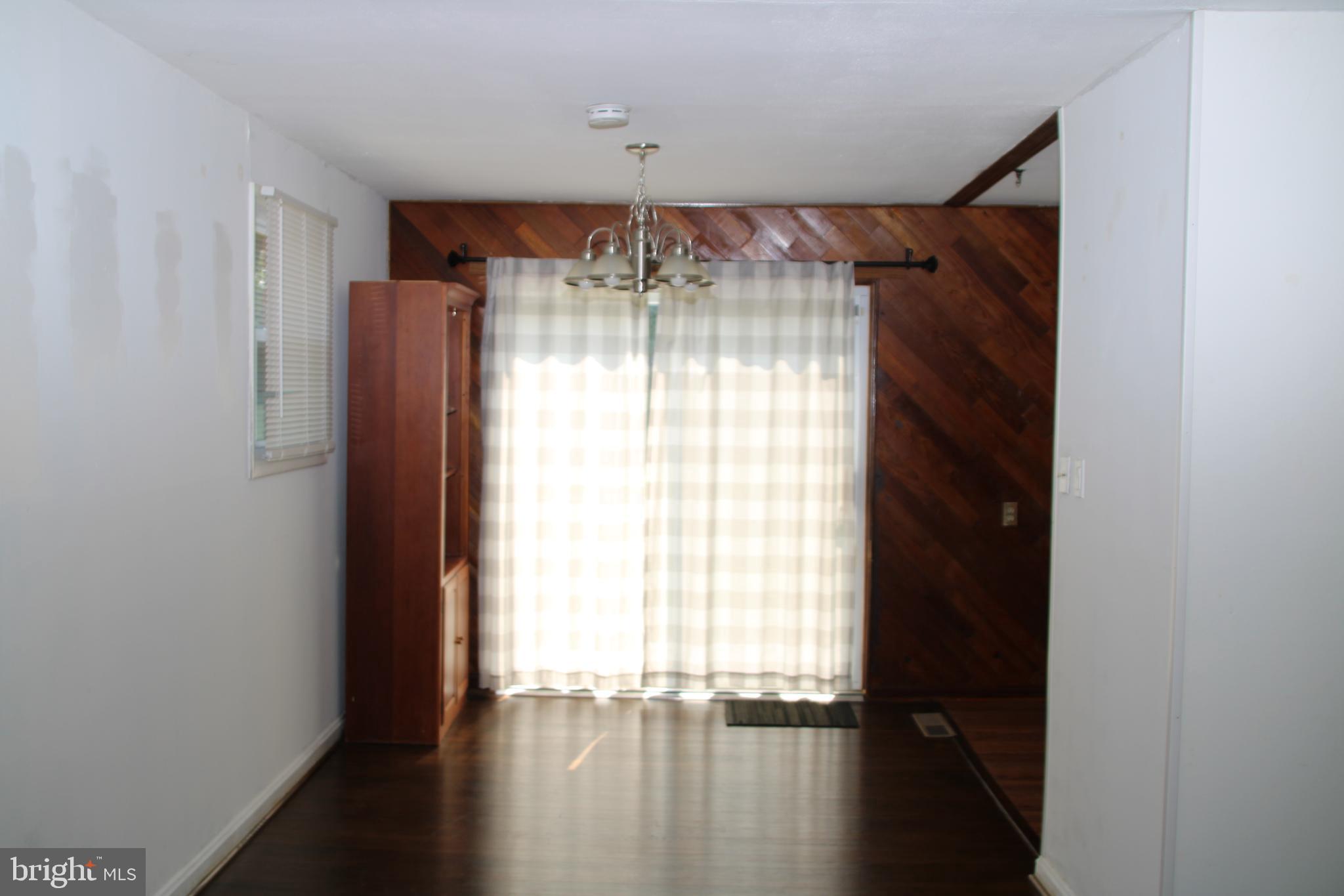 RANDOLPH HILLS - Residential Lease