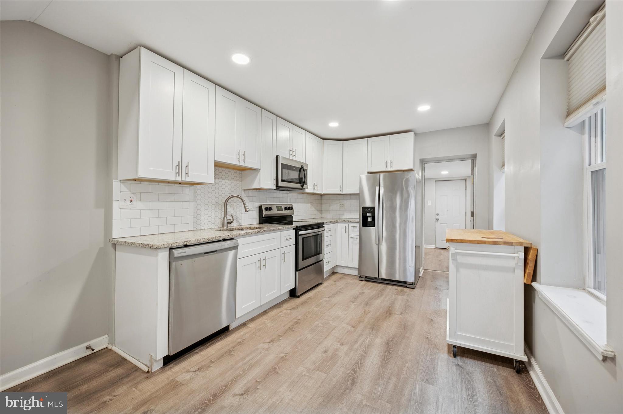 MANTUA - Residential Lease