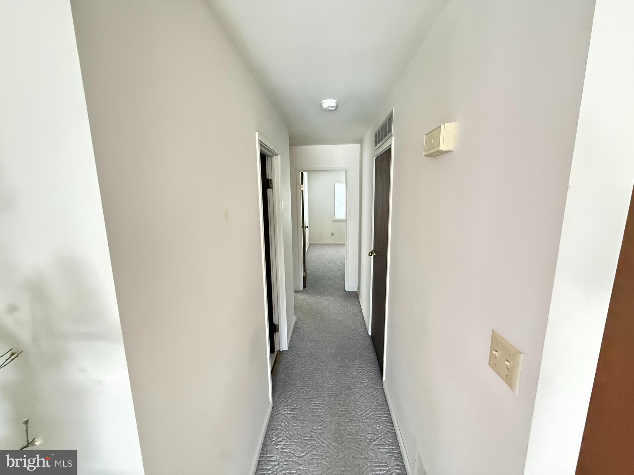 FLYING HILLS - Residential