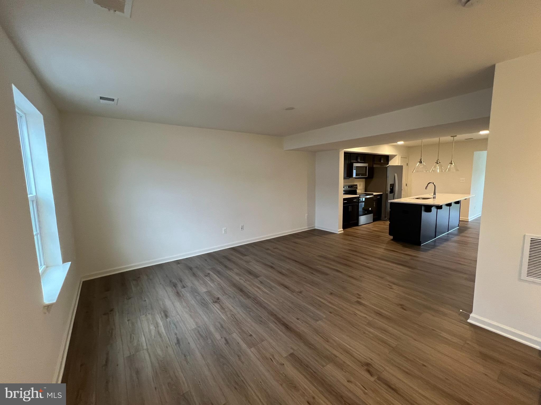 WHISPERING PINES - Residential Lease