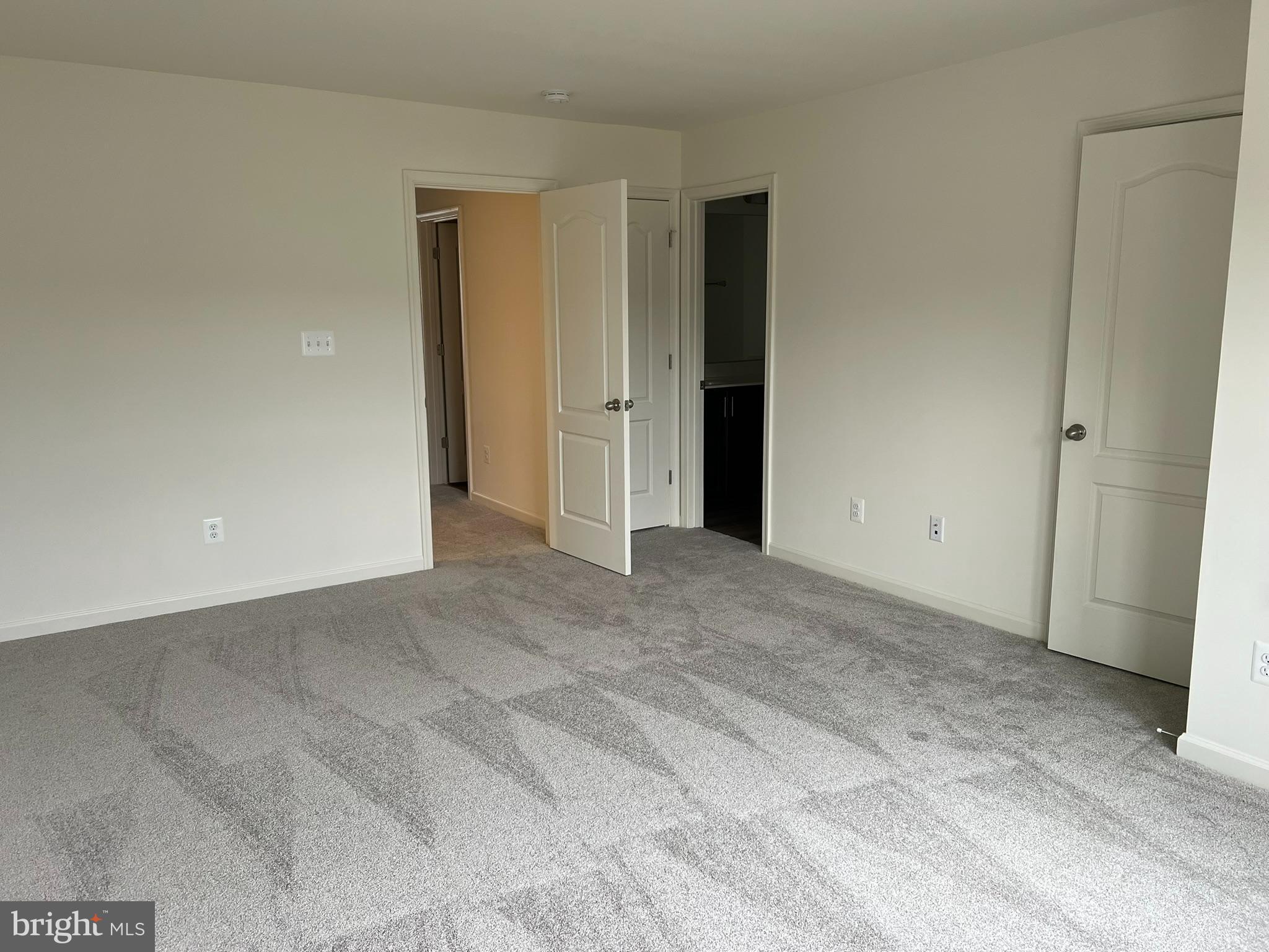 WHISPERING PINES - Residential Lease