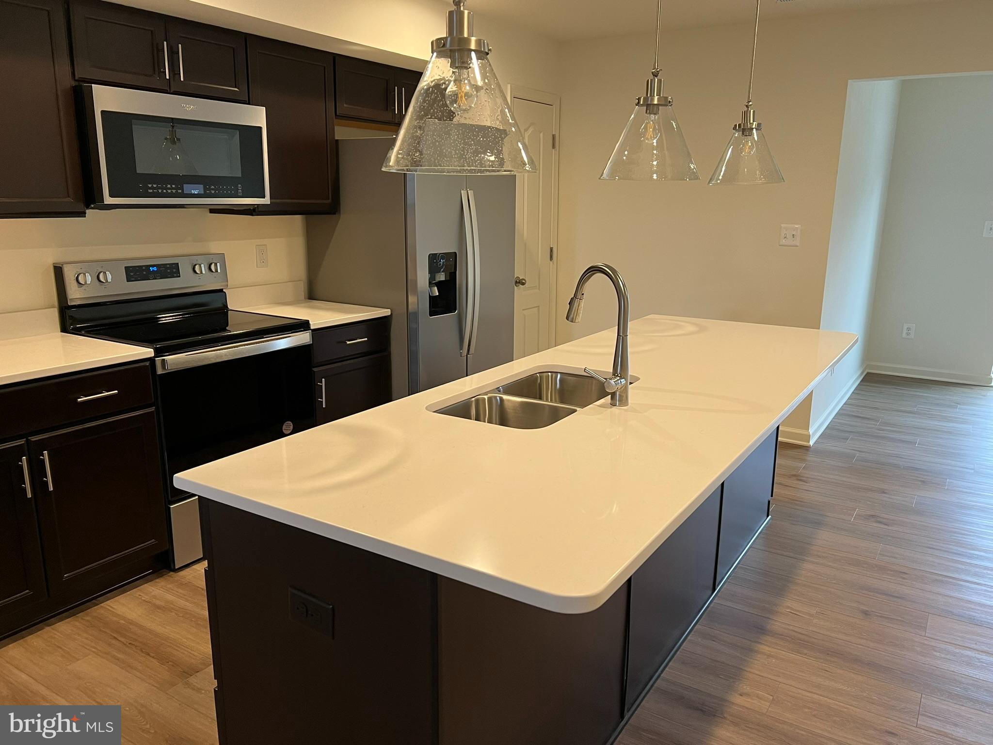 WHISPERING PINES - Residential Lease