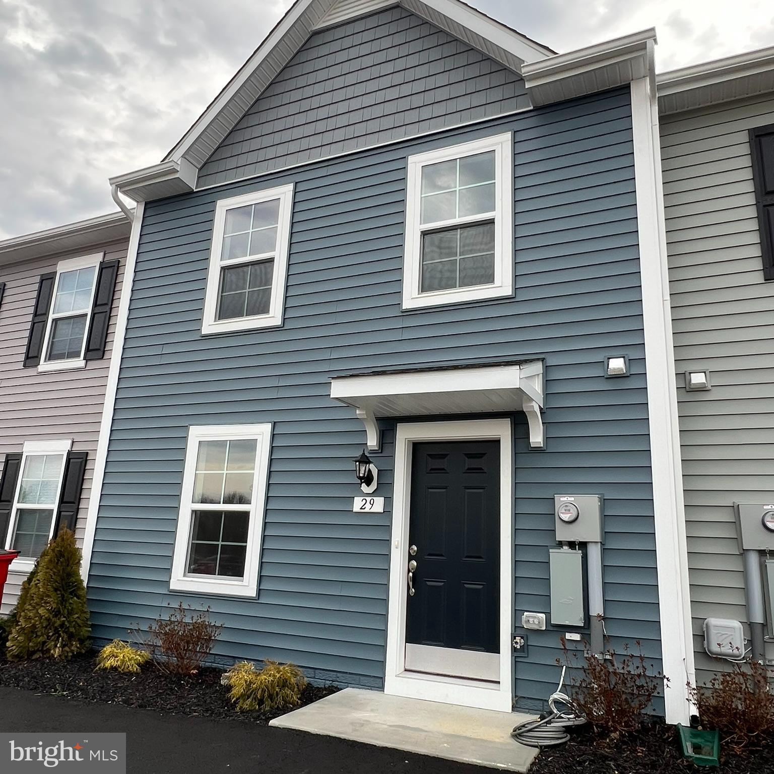 WHISPERING PINES - Residential Lease