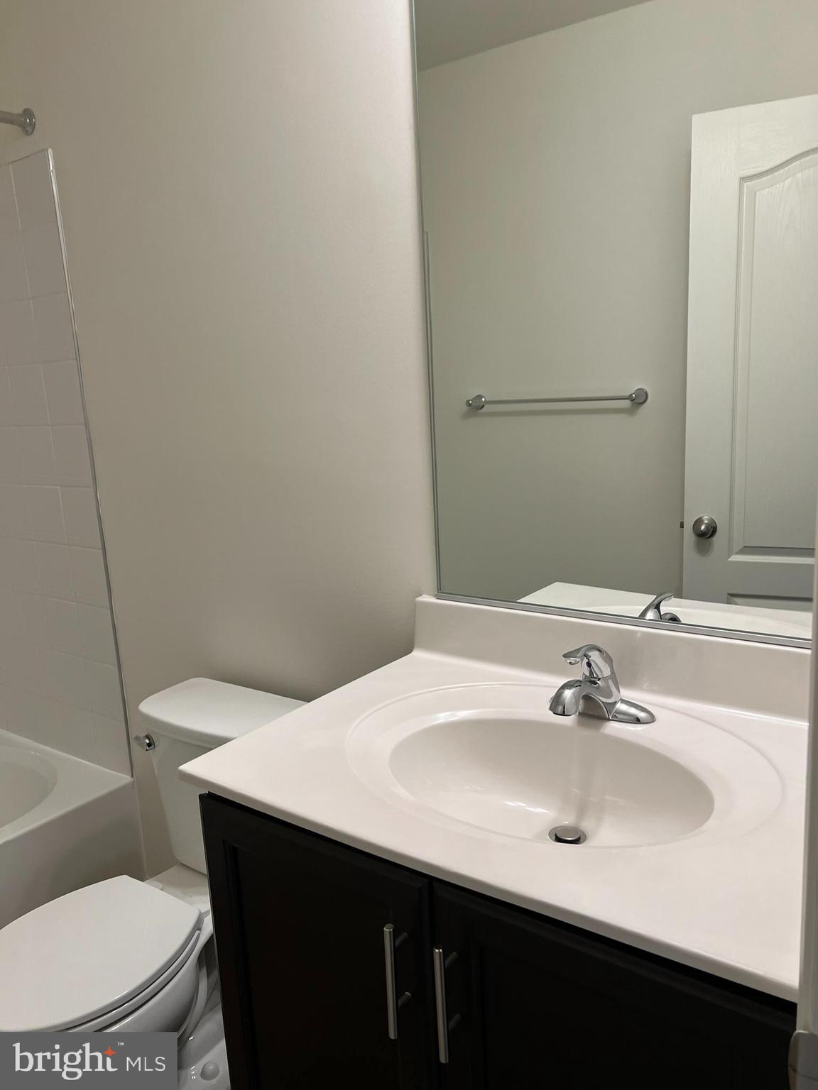 WHISPERING PINES - Residential Lease