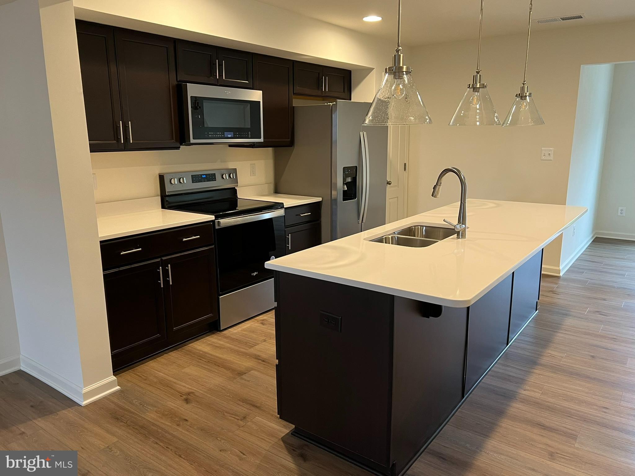 WHISPERING PINES - Residential Lease