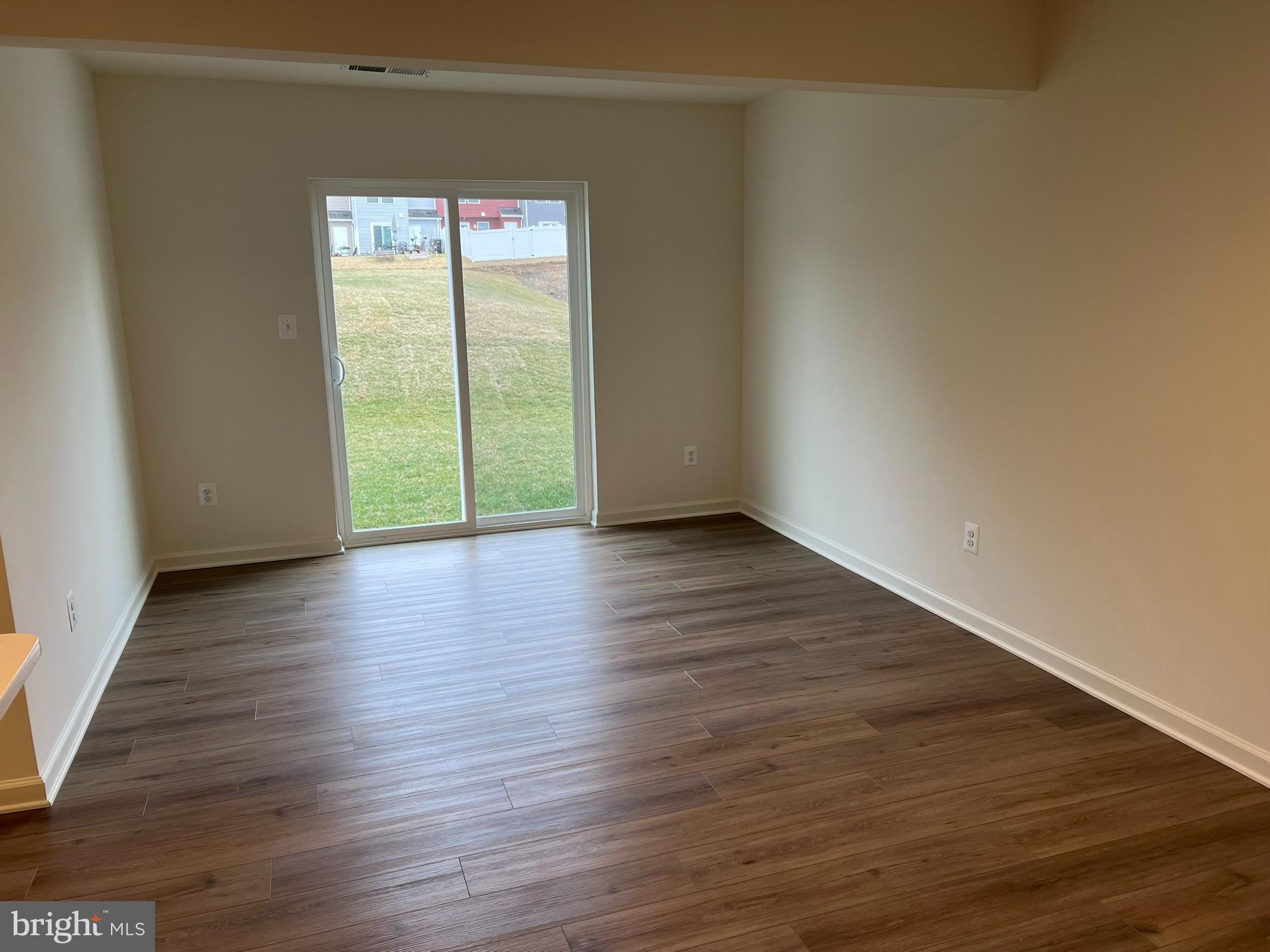 WHISPERING PINES - Residential Lease