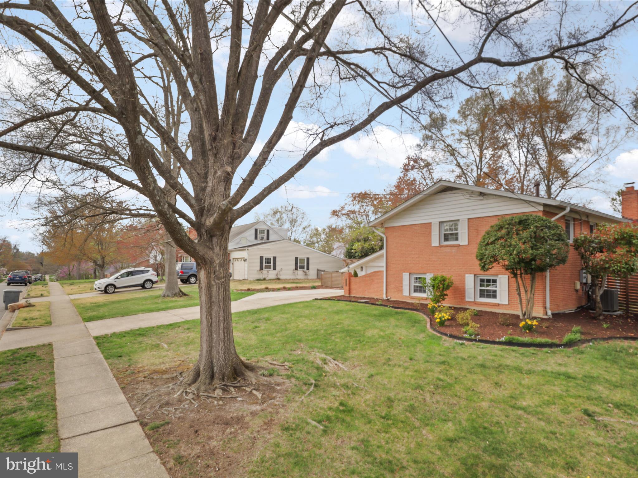 STRATFORD ON THE POTOMAC - Residential