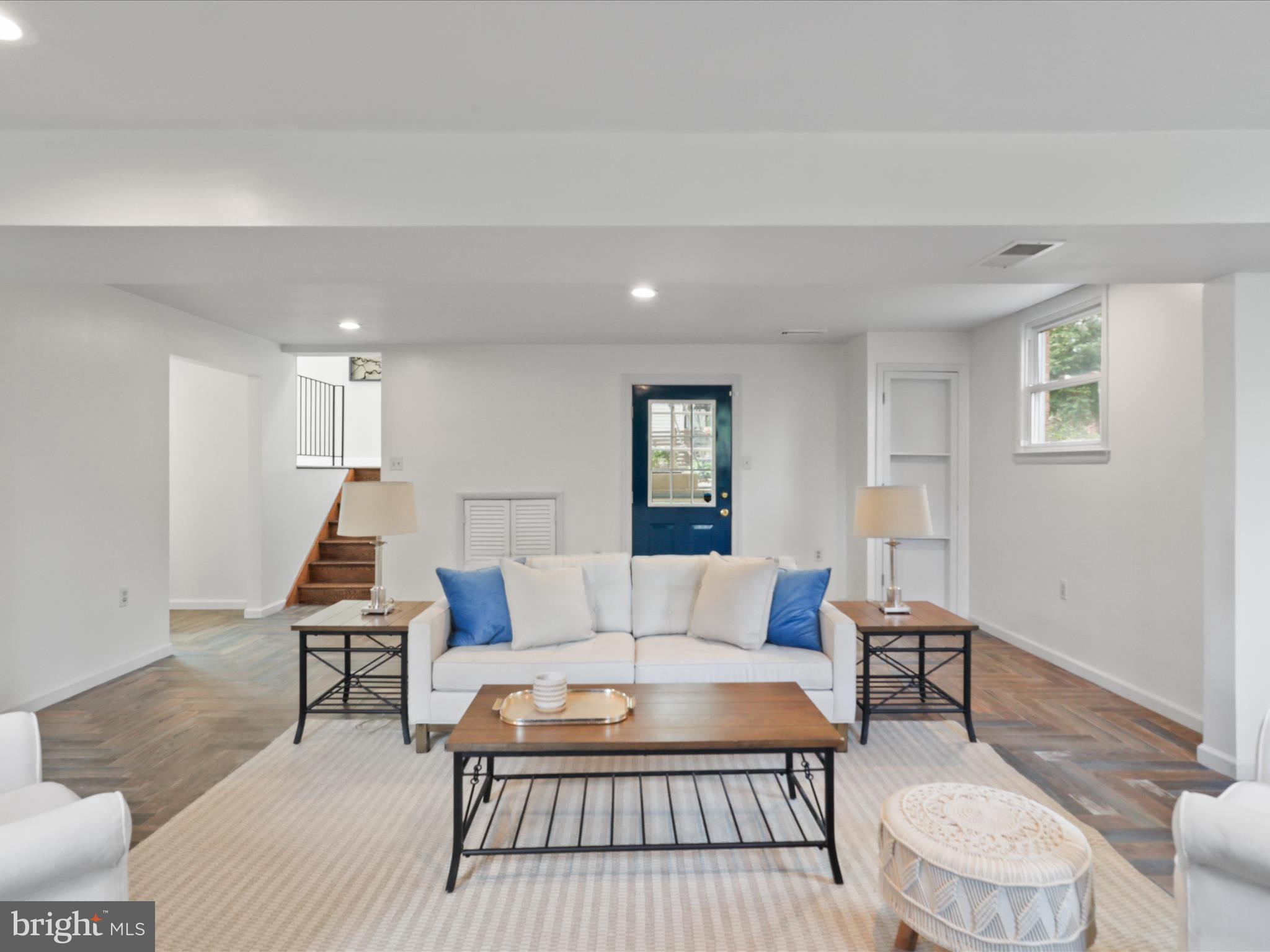 STRATFORD ON THE POTOMAC - Residential