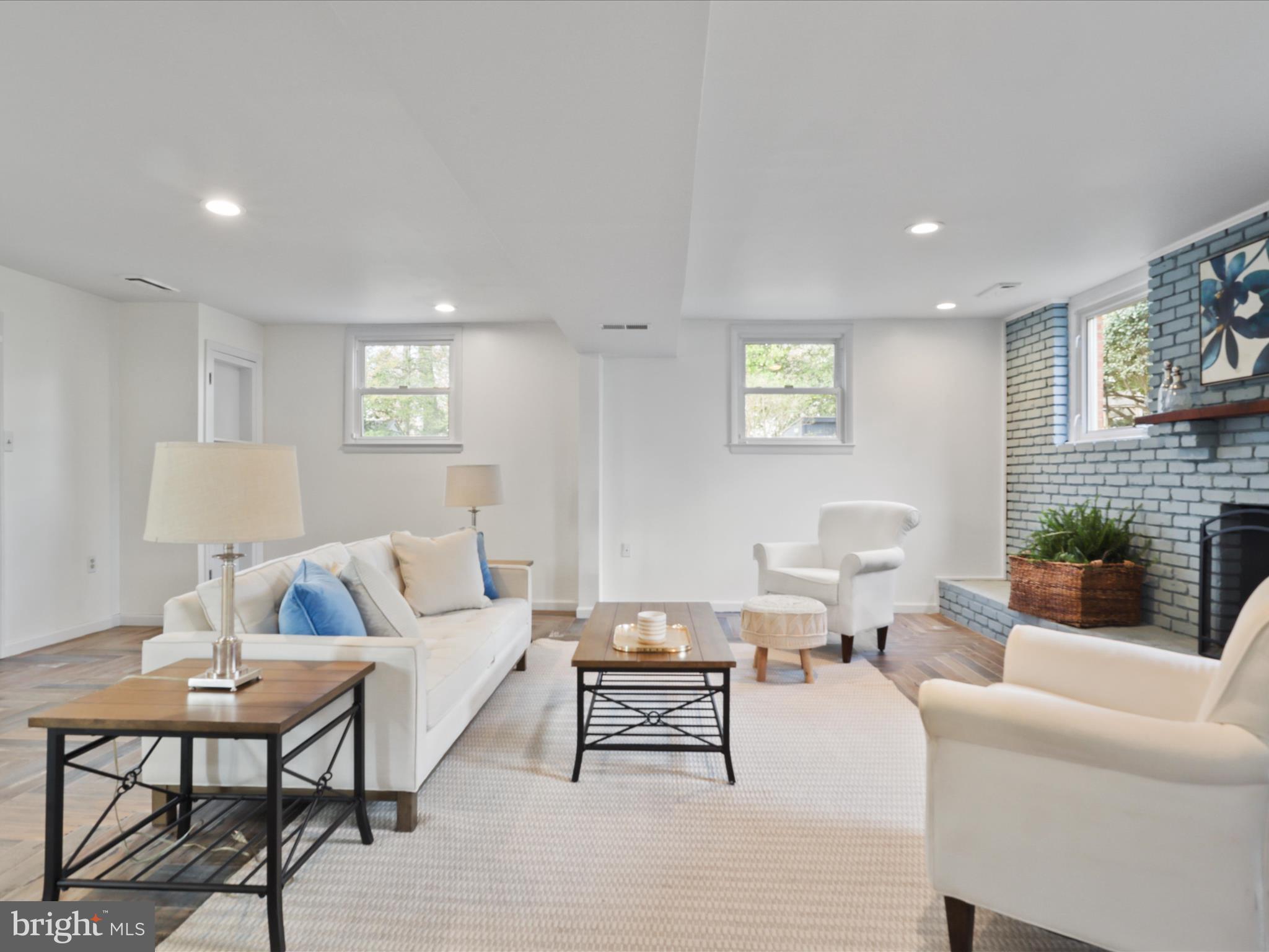 STRATFORD ON THE POTOMAC - Residential