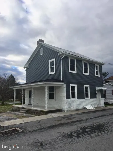 6 Lombard Street, McVeytown, PA 17051