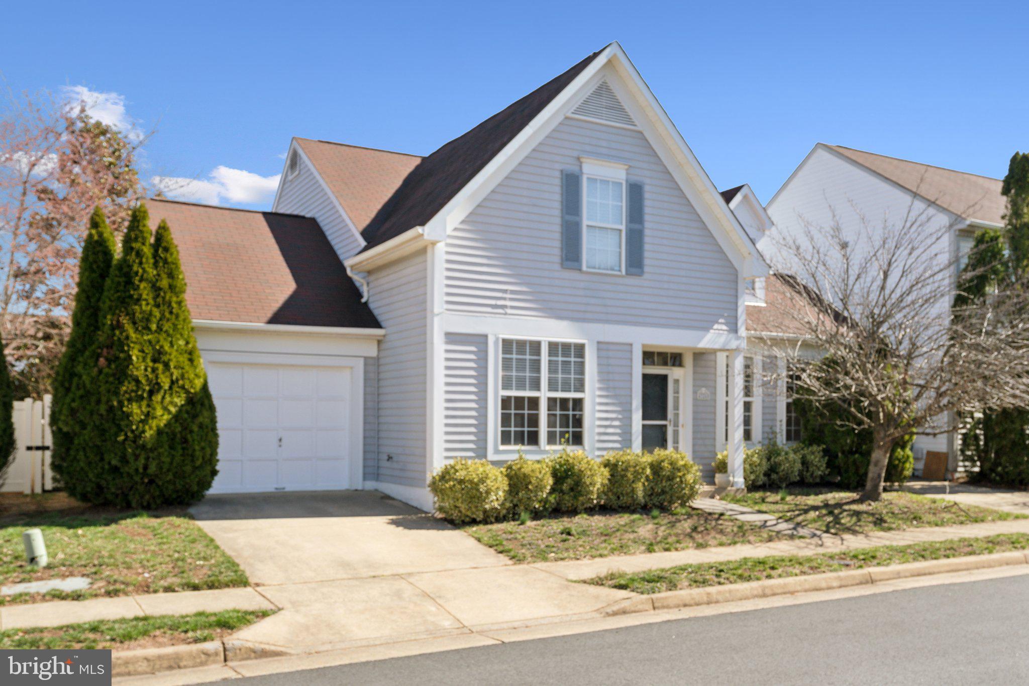 ASHBURN FARM - Residential