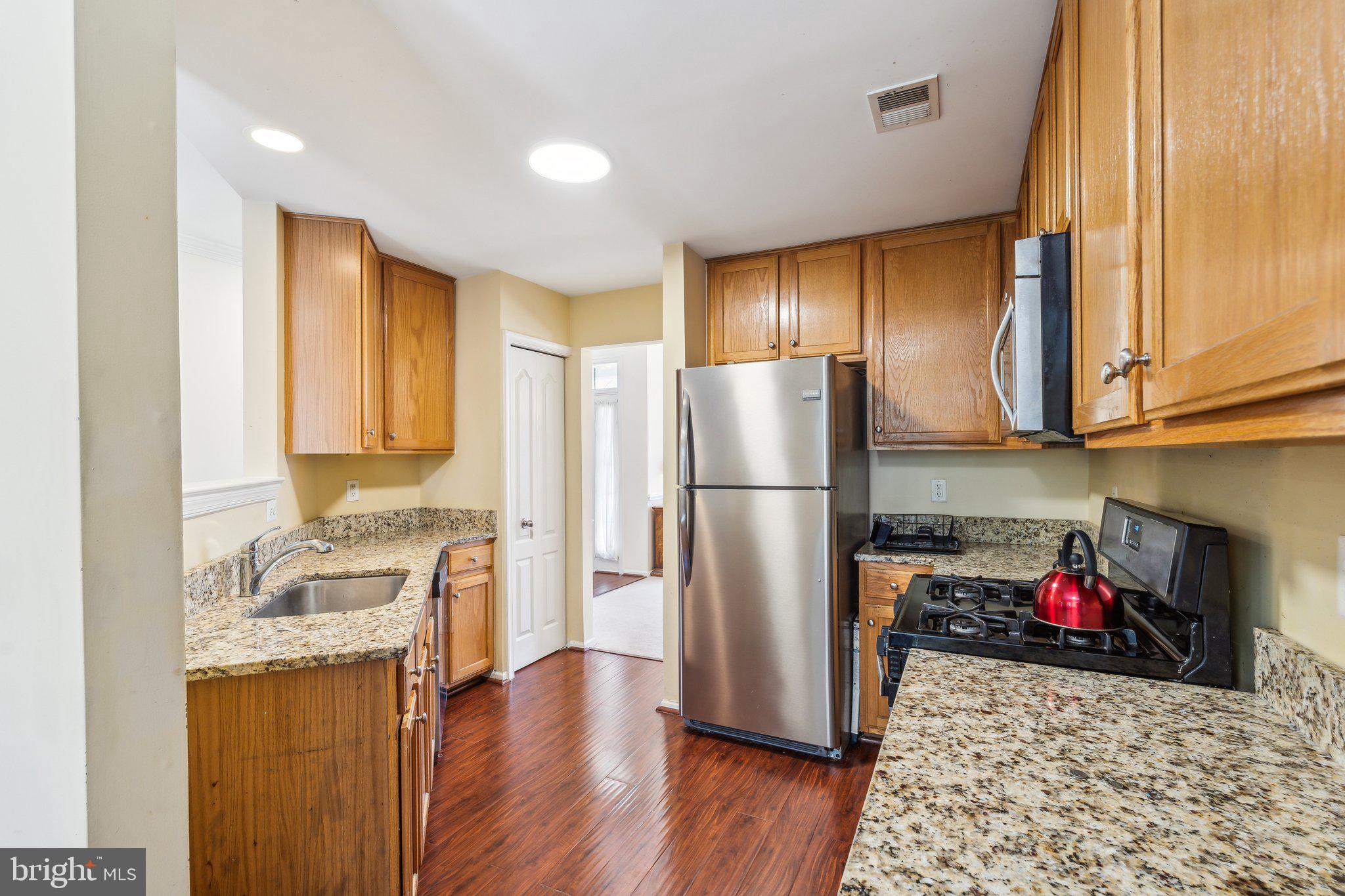 ASHBURN FARM - Residential