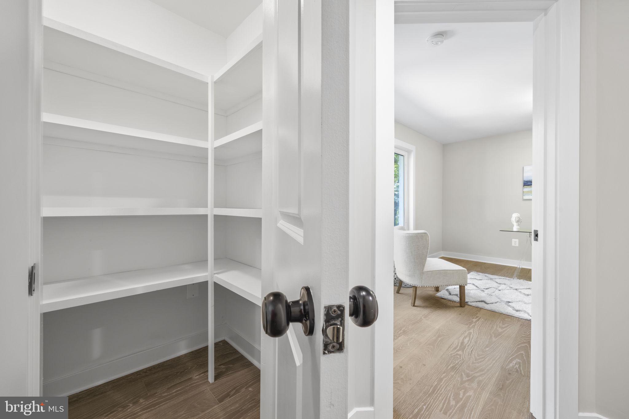 BIRCHWOOD - Residential