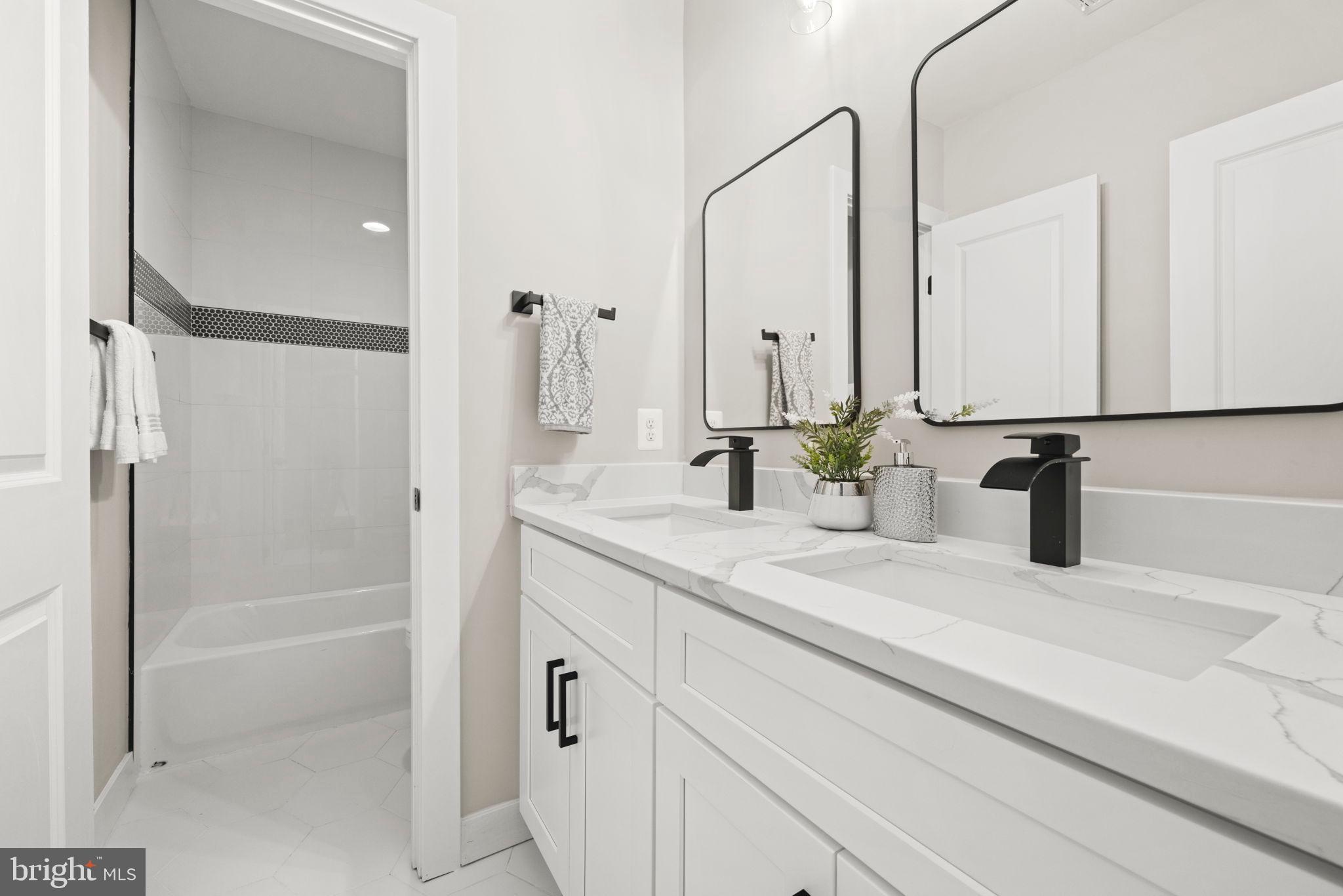 BIRCHWOOD - Residential