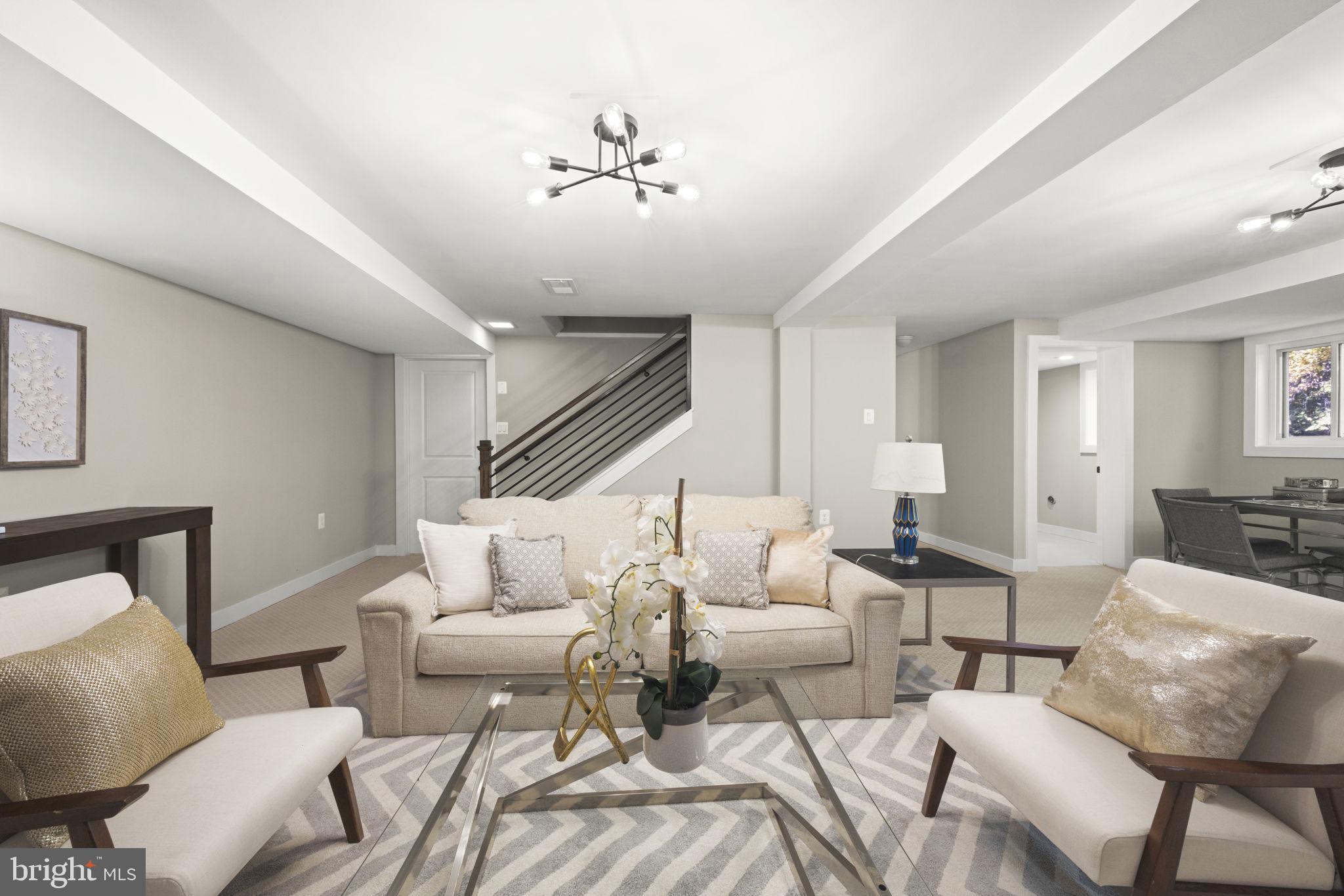 BIRCHWOOD - Residential