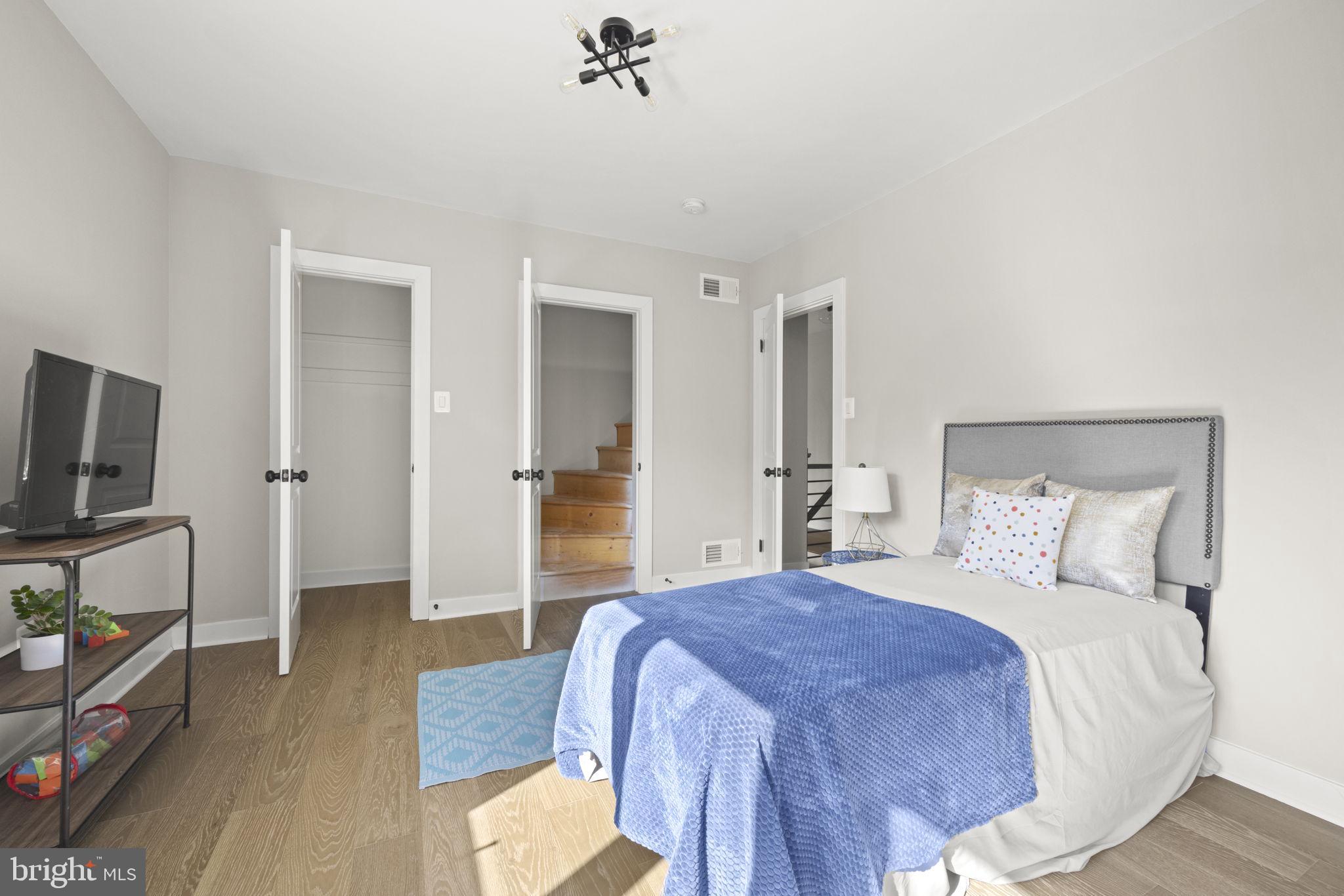 BIRCHWOOD - Residential