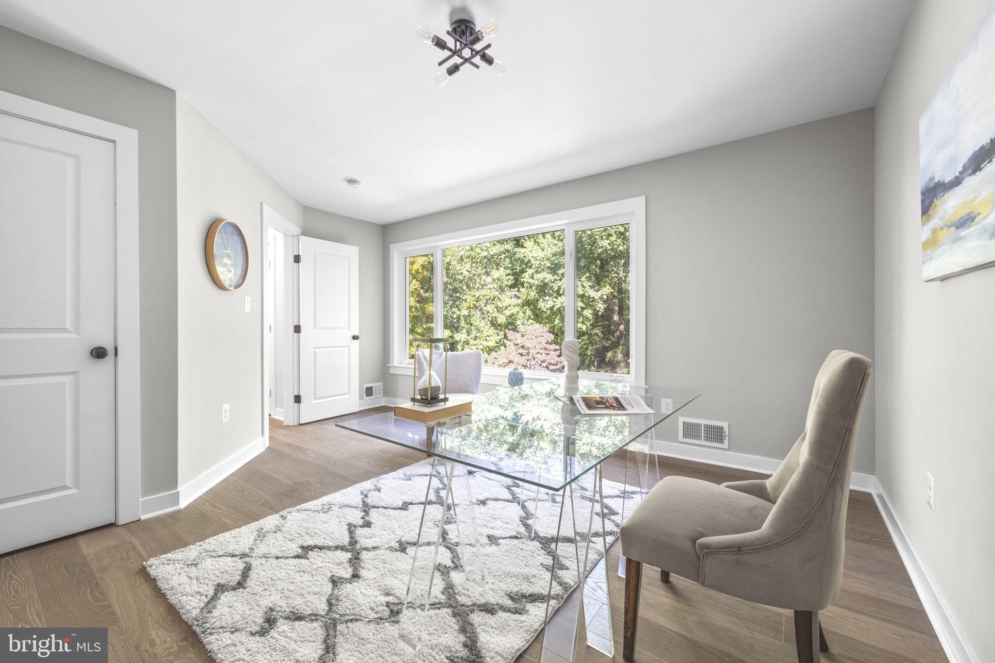 BIRCHWOOD - Residential