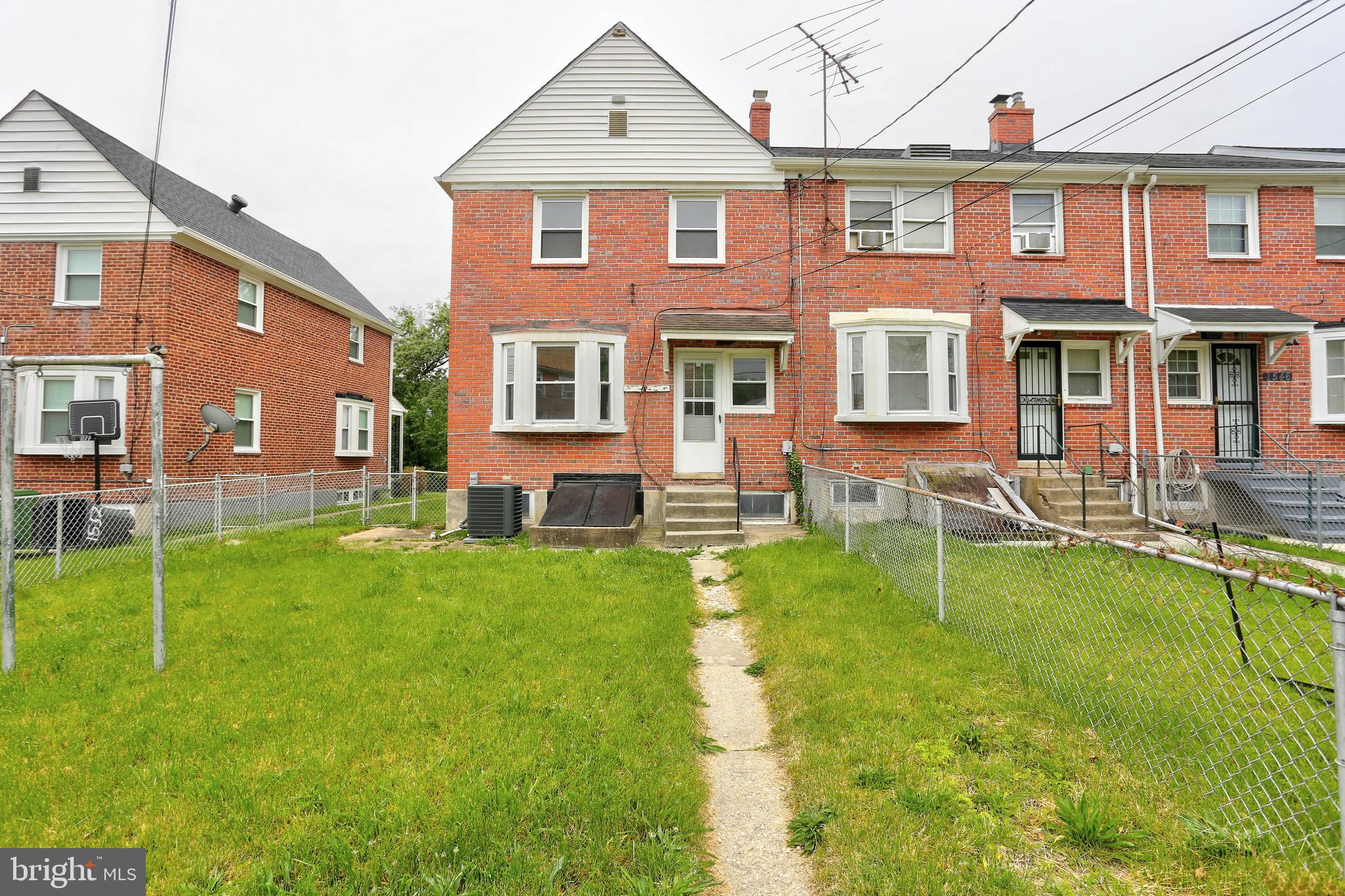 NORTHWOOD - Residential