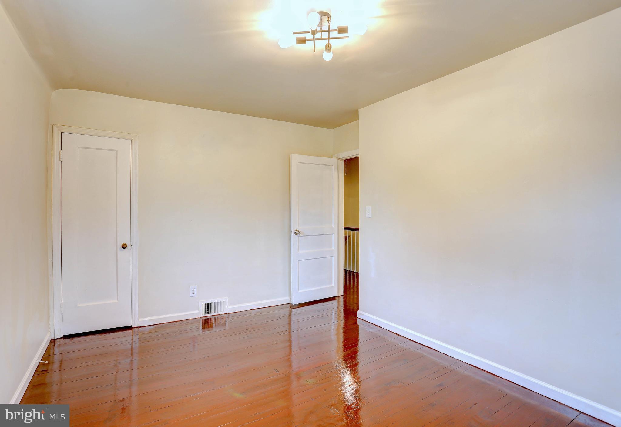 NORTHWOOD - Residential