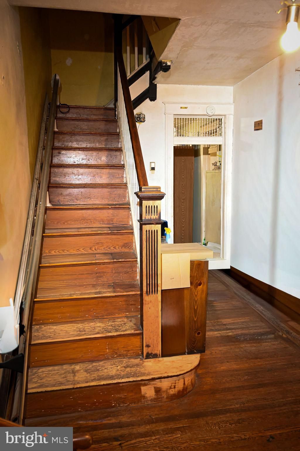 Photo of 517 N Edgewood Street, BALTIMORE, MD 21229 (MLS # MDBA2190344)