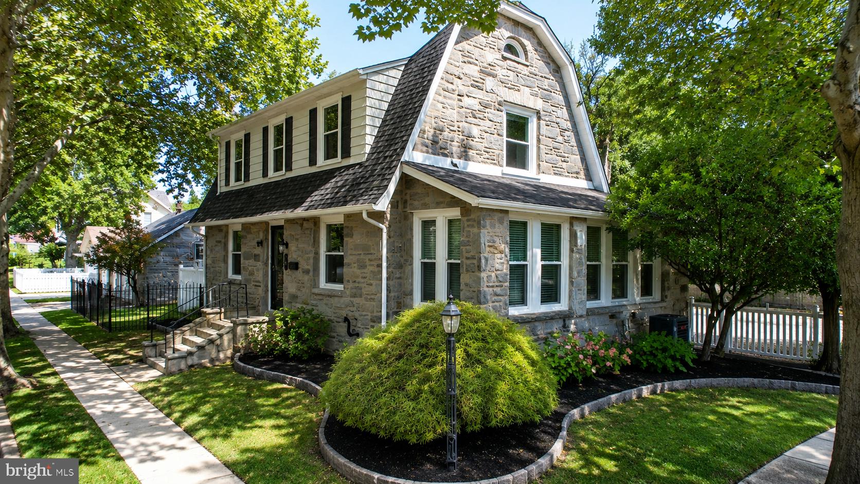 101 E WAYNE TERRACE